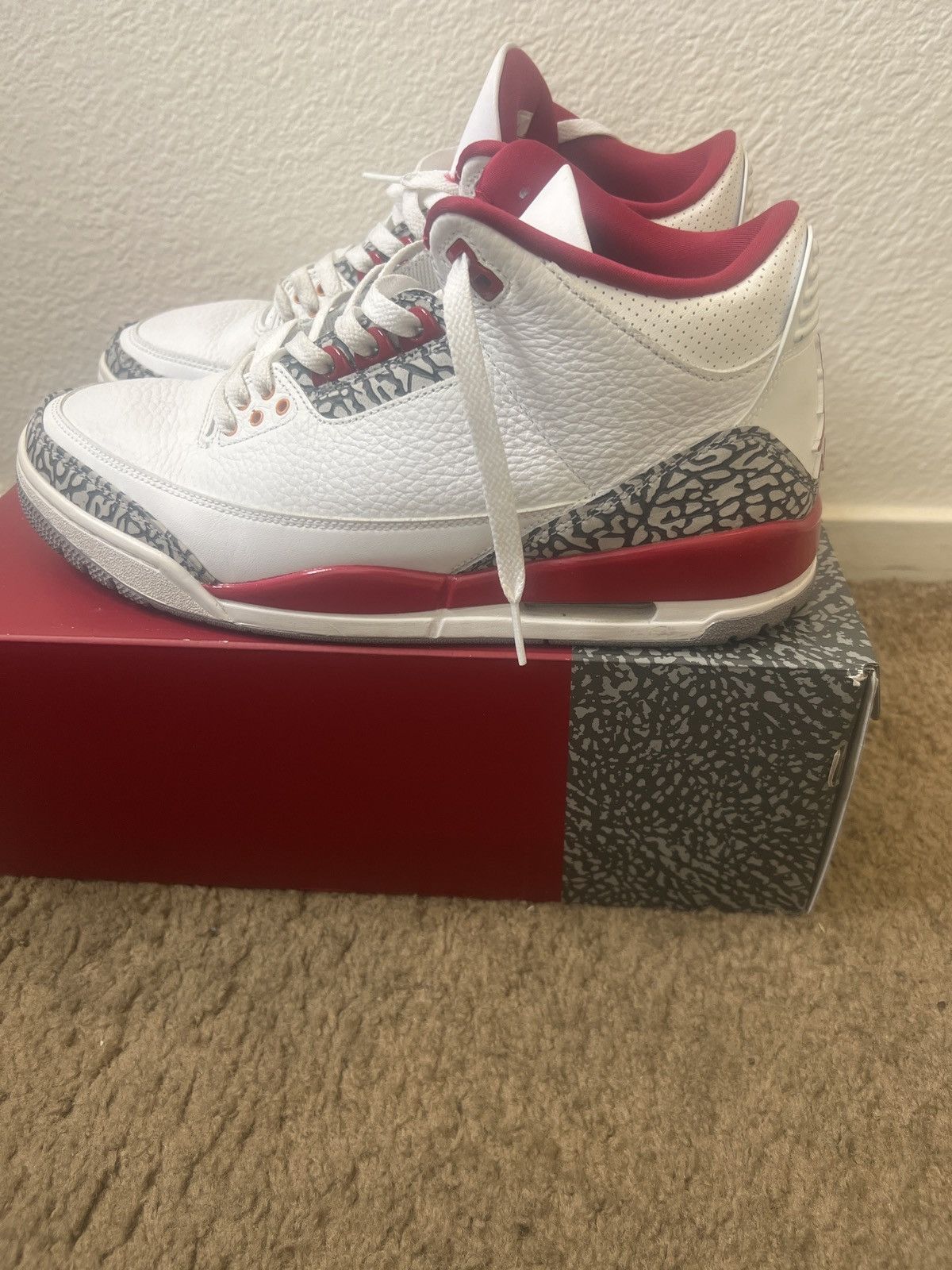 Jordan Brand Jordan 3 “Cardinal” Size US 11 / EU 44 - 1 Thumbnail