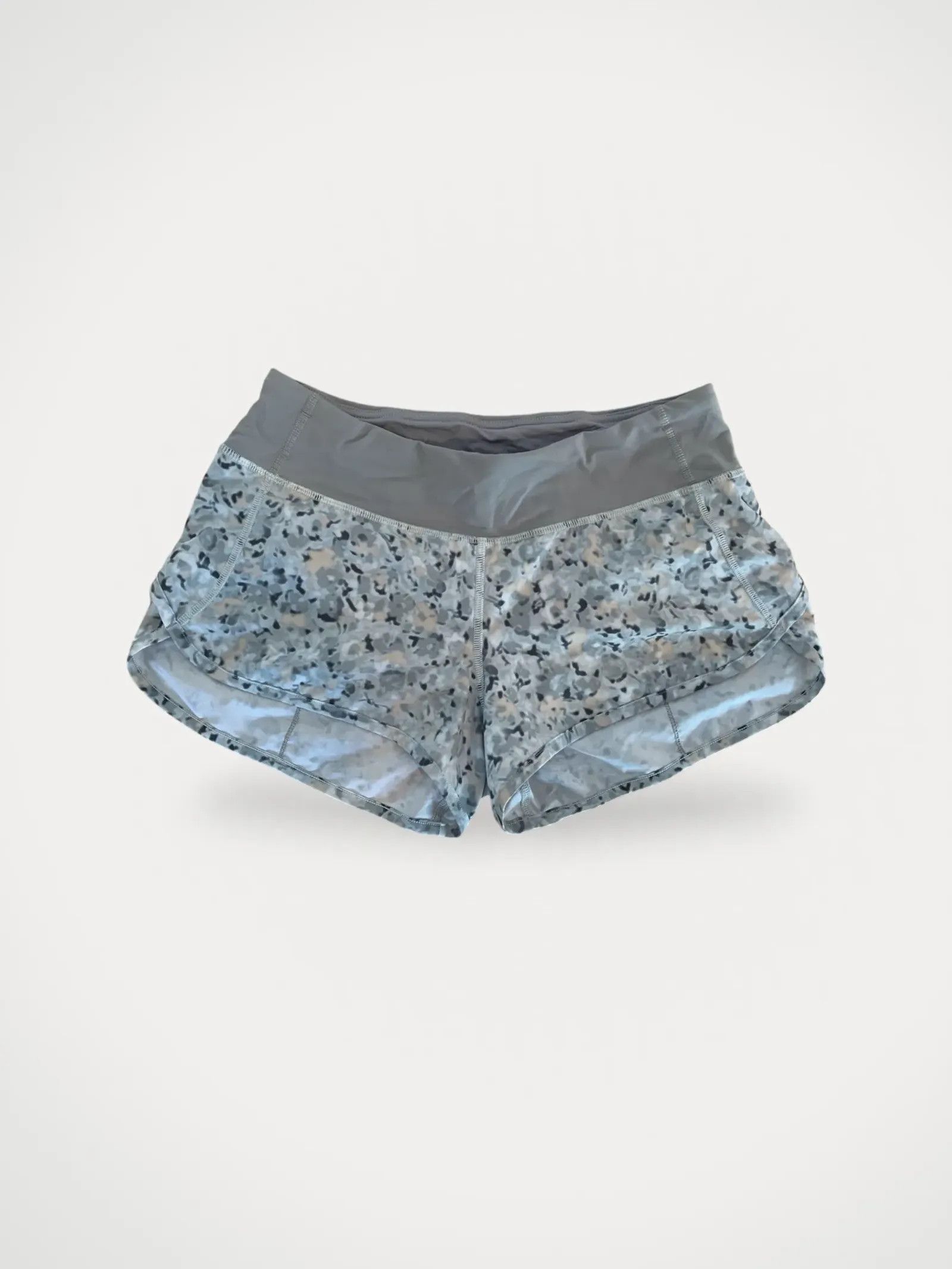 Lululemon Lululemon Shorts Size 26" / US 2 / IT 38 - 1 Thumbnail