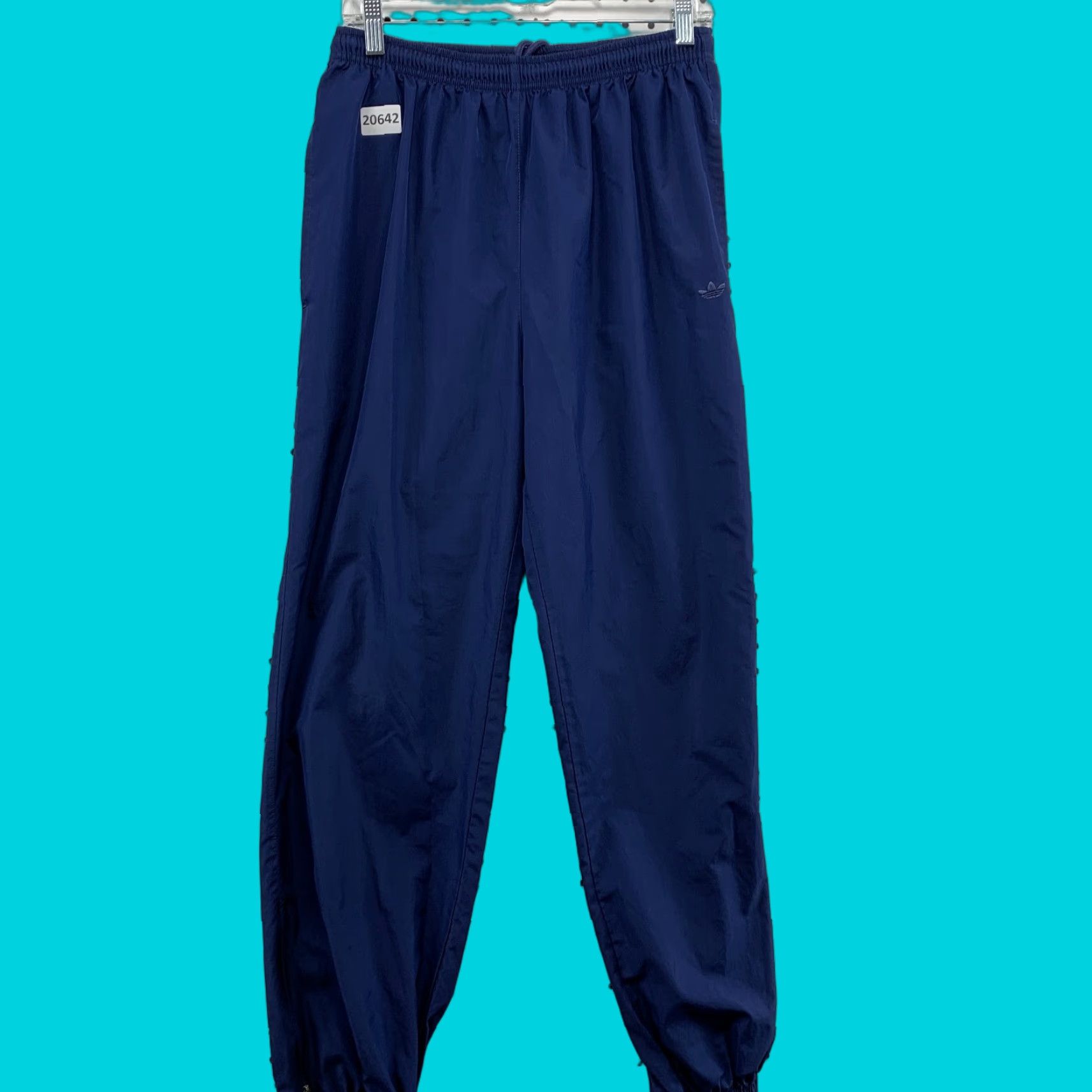 Adidas VINTAGE adidas Track Pants Mens Large Navy Blue Tonal Logo 30" Inseam 28x30 Size US 33 - 1 Thumbnail