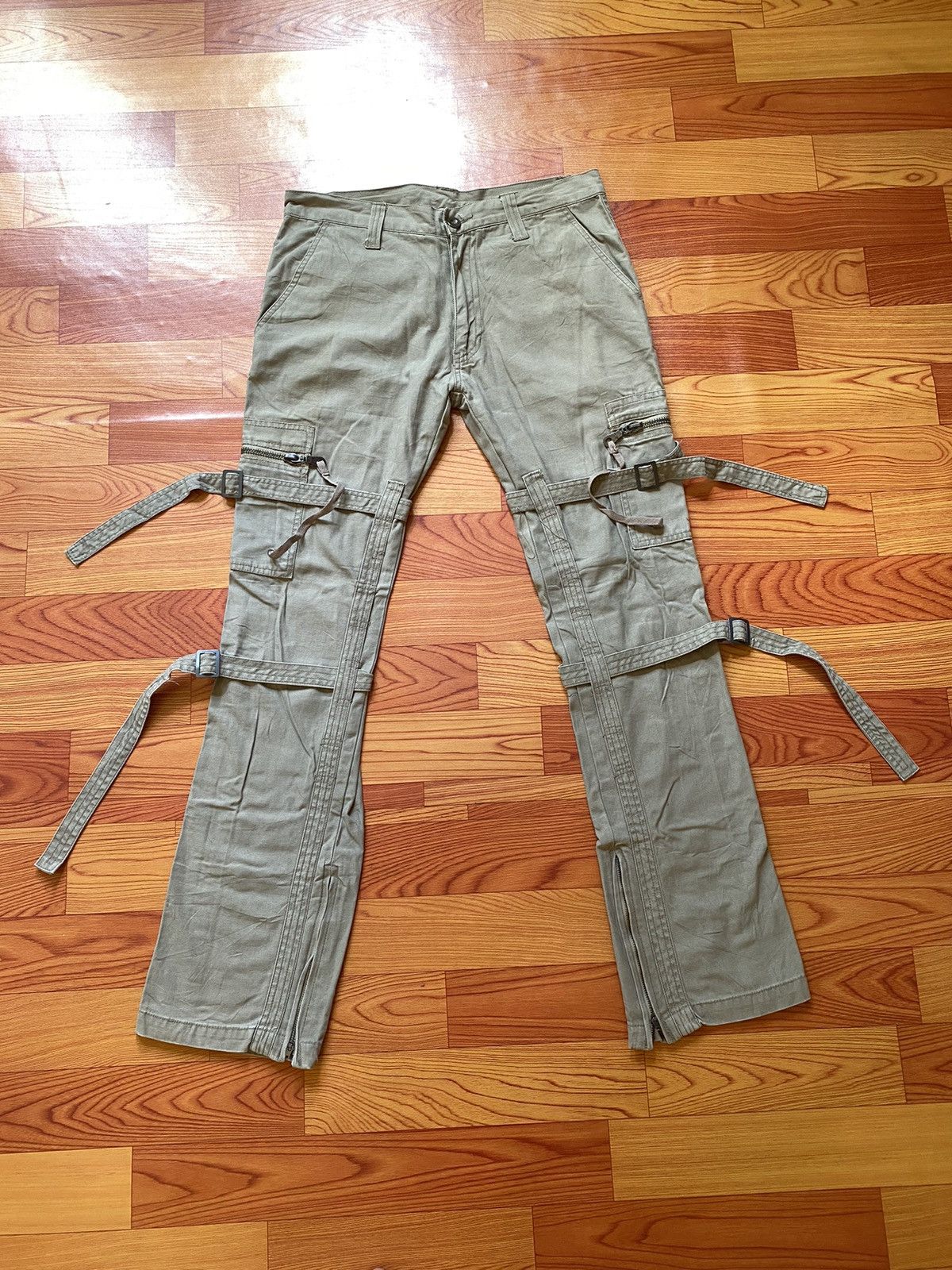 If Six Was Nine Flare Bondage Cargo Pant Size US 32 / EU 48 - 1 Thumbnail