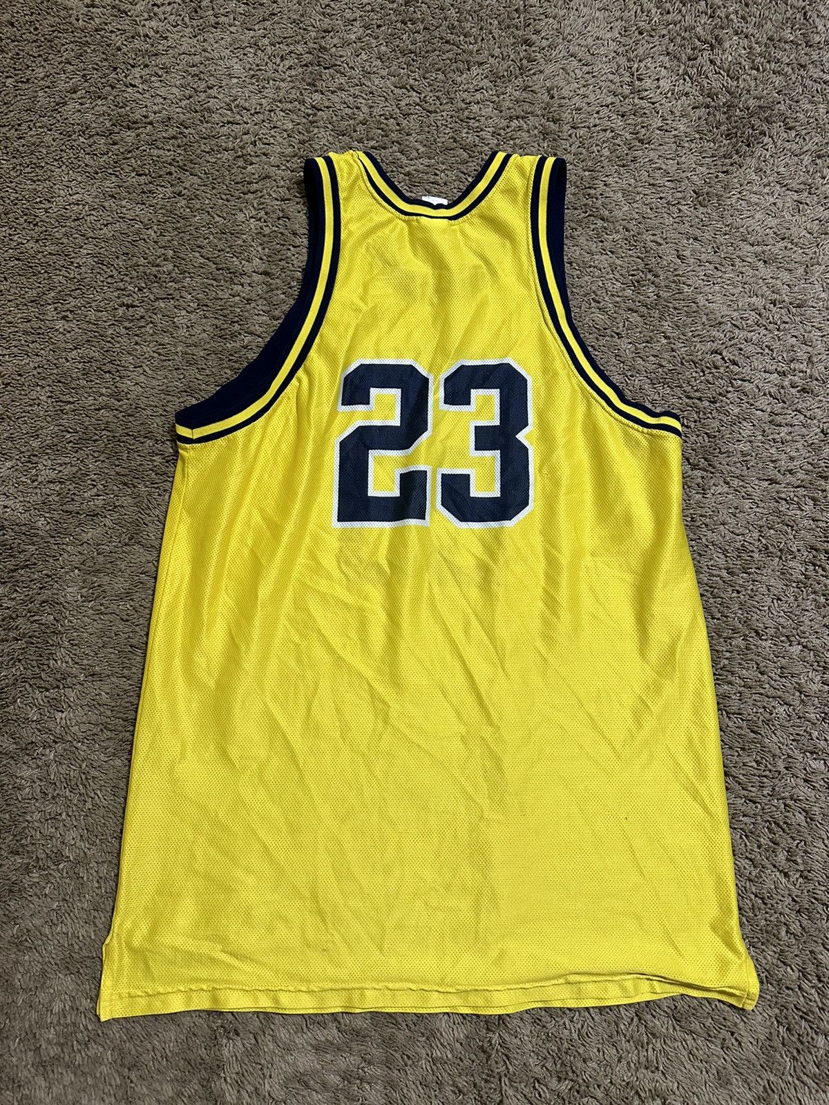 NCAA × Vintage Vintage NCAA Nike Michigan Wolverines jersey 90s size XL Size US XL / EU 56 / 4 - 7 Thumbnail