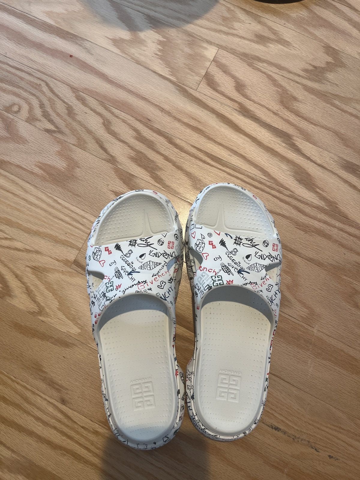 Givenchy Givenchy Marshmallow Slides Size US 9 / EU 42 - 4 Thumbnail