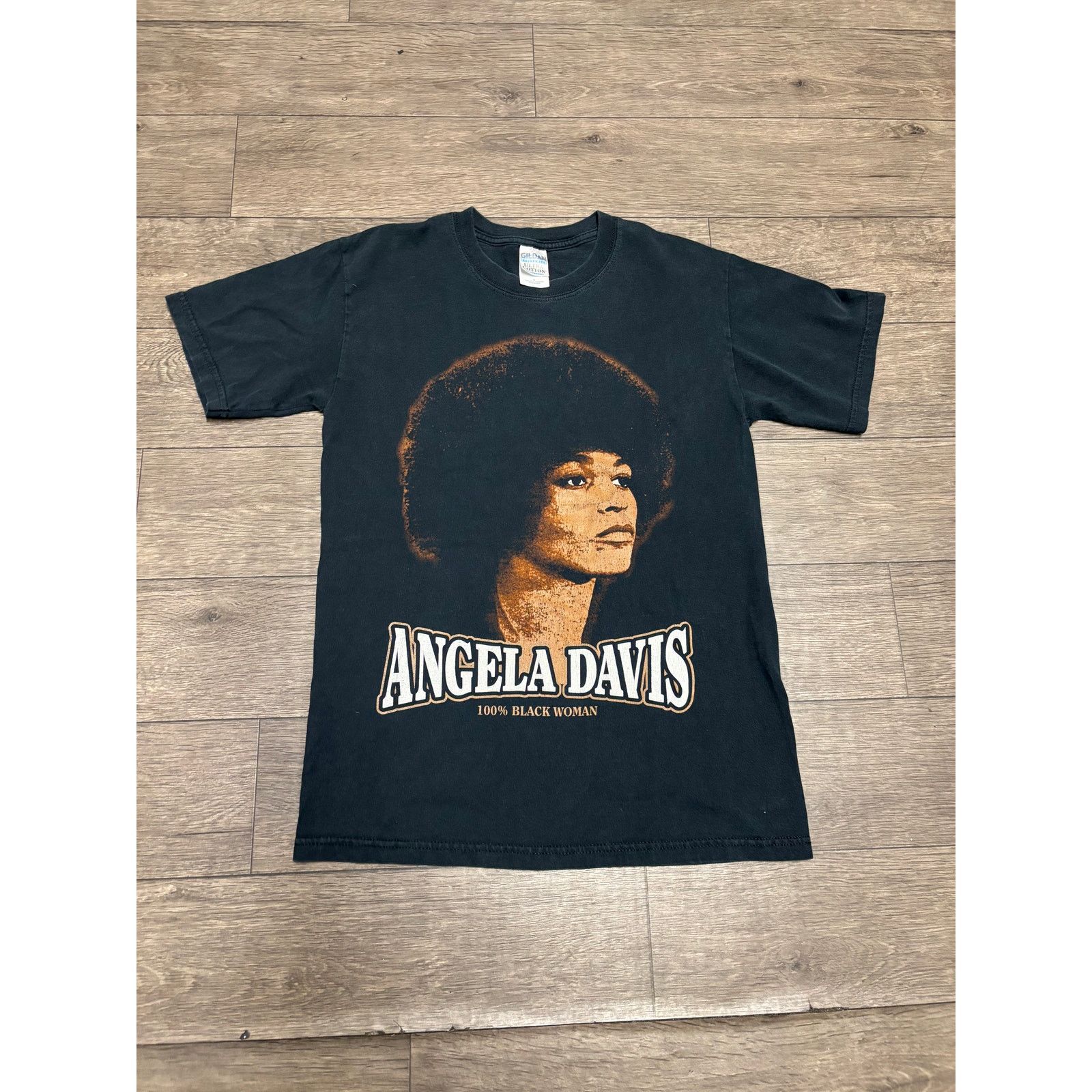 Gildan × Vintage Vintage Angela Davis Gildan Black Tee Sz S Size US S / EU 44-46 / 1 - 1 Thumbnail