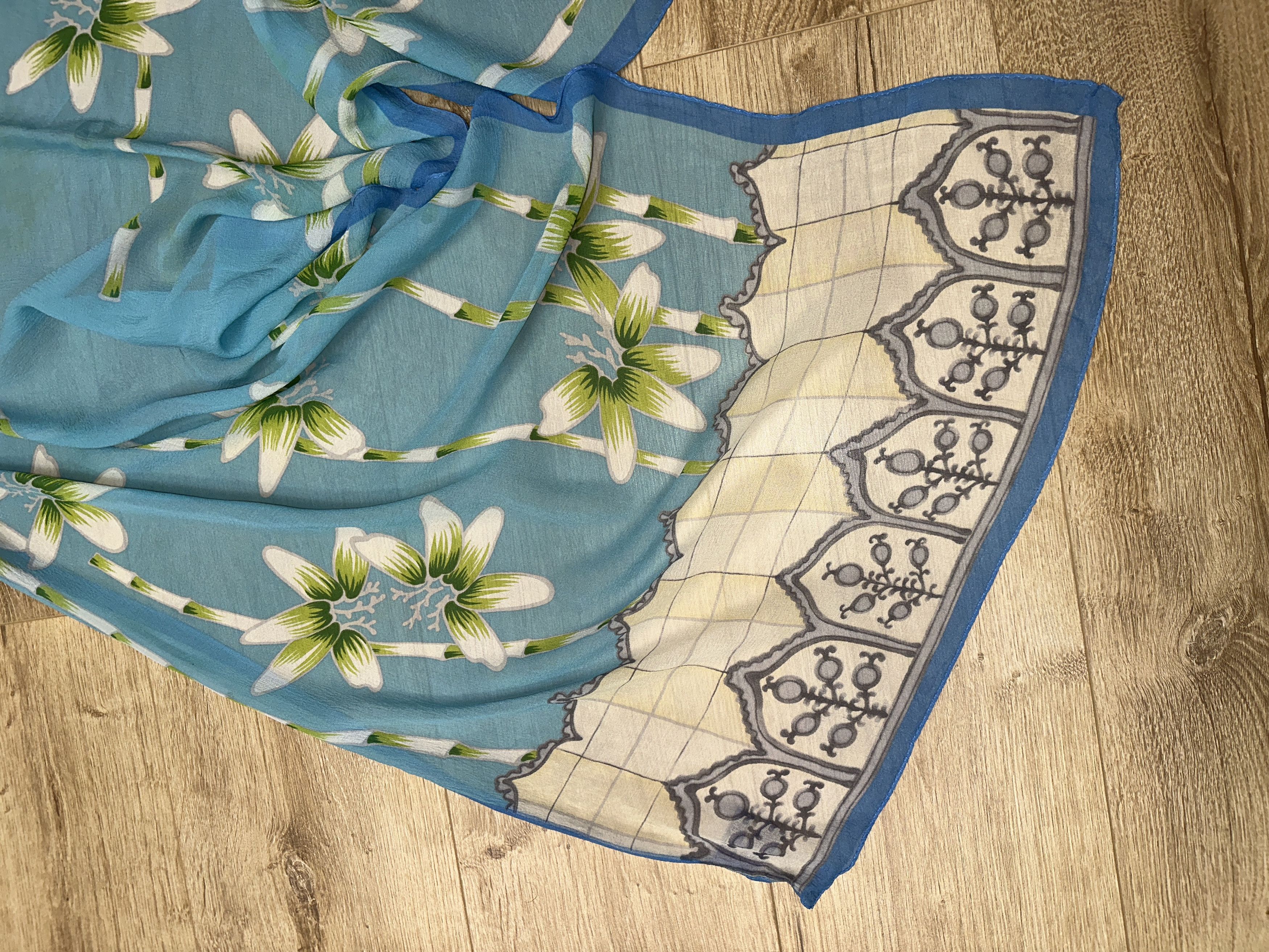 Ralph Lauren Purple Label Shawl Ralph Lauren Purple Label Silk Scarf Floral 145x50 Cm Size ONE SIZE - 7 Thumbnail