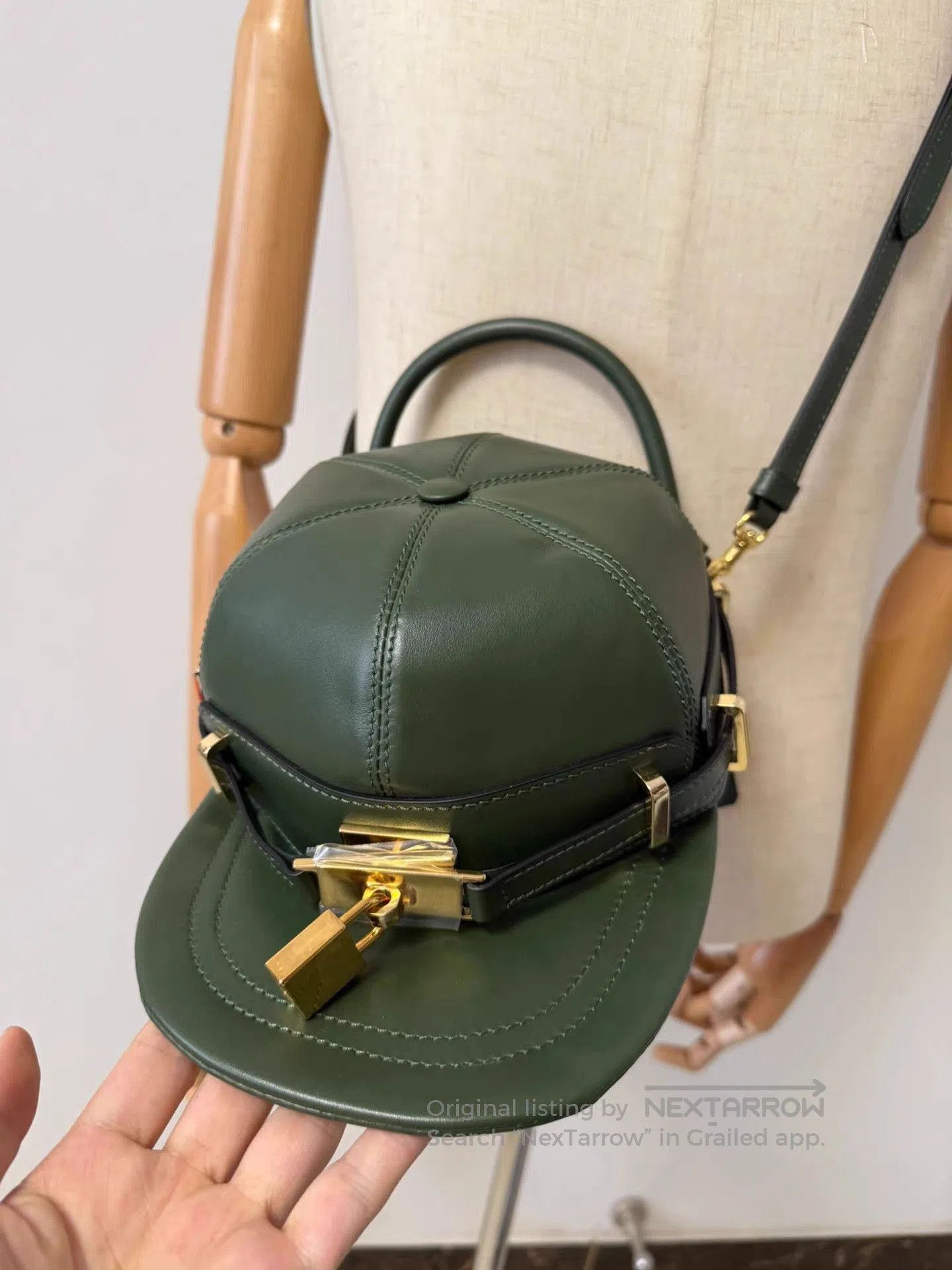 Moschino Green Quilted Crossbody Handbag. Size ONE SIZE - 3 Thumbnail