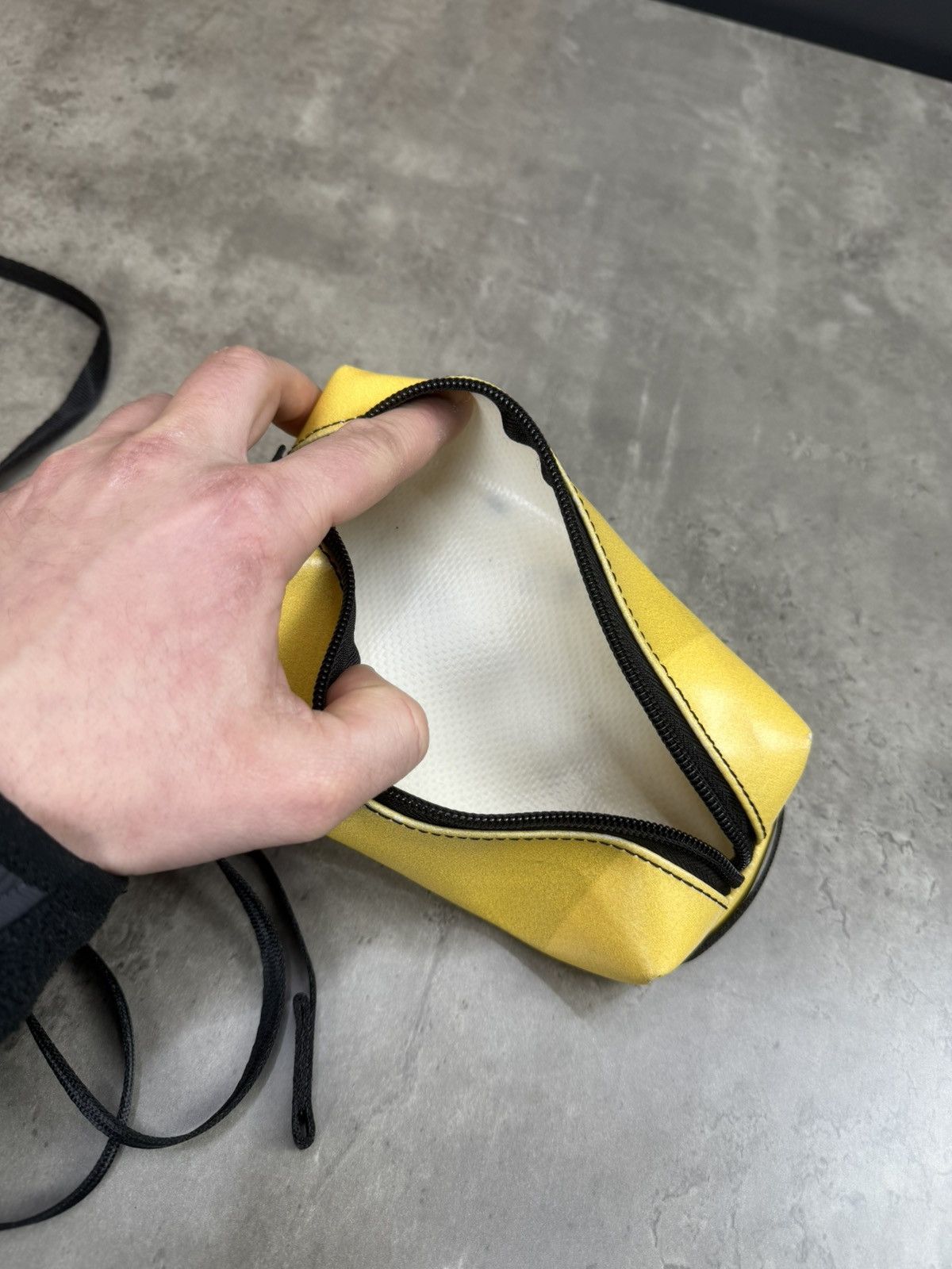 Freitag FREITAG Small Crossbody Pouch Yellow Recycled Tarp Mini Bag Size ONE SIZE - 9 Thumbnail