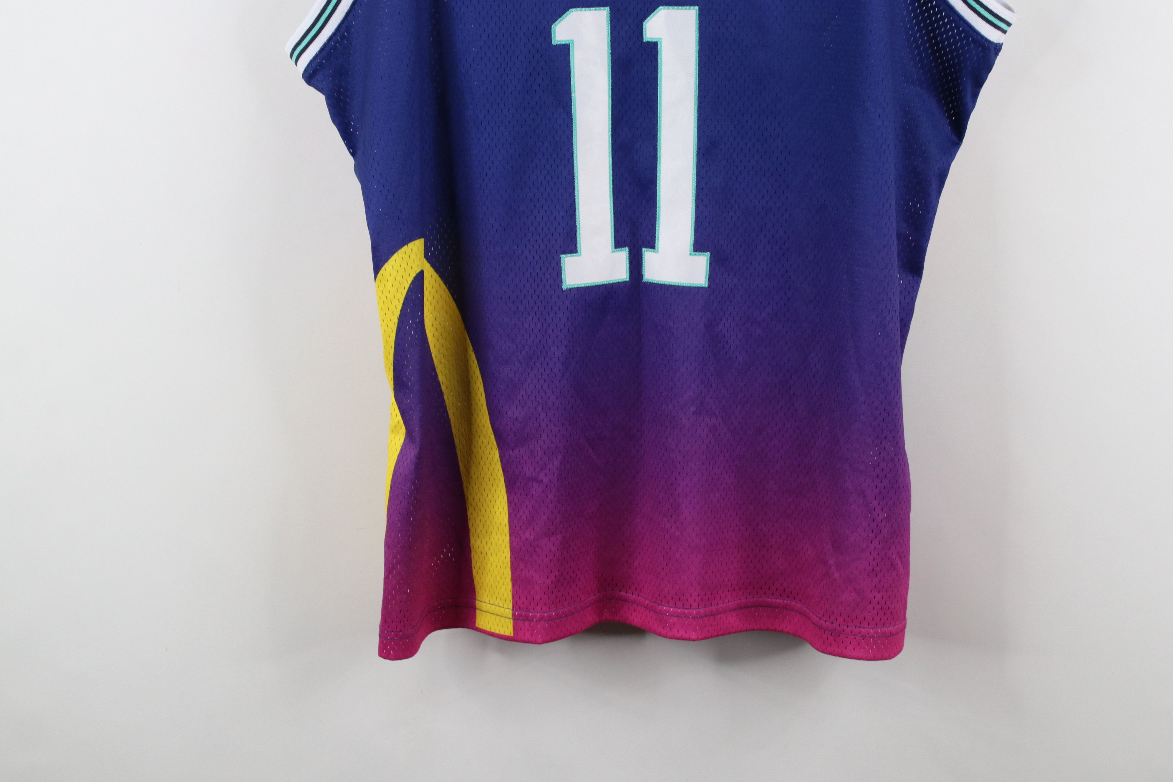 Diamond Supply Co. × Vintage Diamond Supply Co x McDonalds Squad Lola Basketball Jersey Size US L / EU 52-54 / 3 - 18 Thumbnail