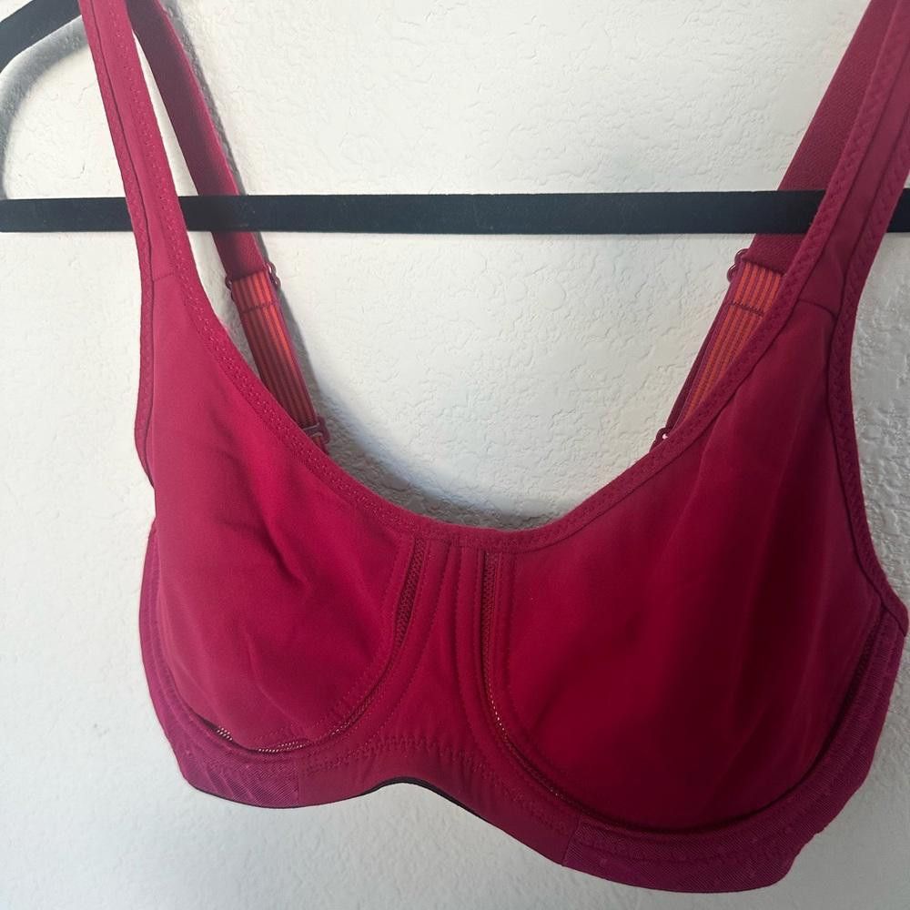 Lululemon Lululemon Boob Wired Mesh Bra Bumble Berry 32D Size ONE SIZE - 3 Thumbnail