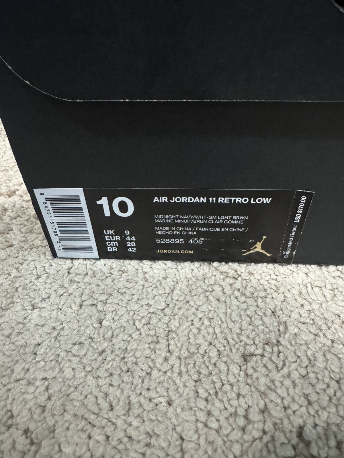 Jordan Brand Jordan 11 Low Navy Gum 2016 Size US 10 / EU 43 - 6 Thumbnail