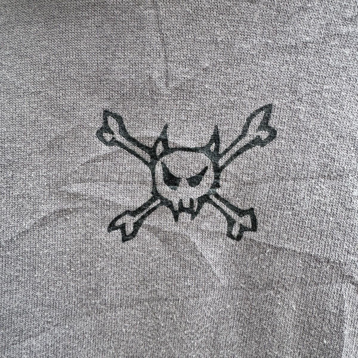 Japanese Brand Vintage Punk Mischievous Skunk Band Music Pullover Hoodie Size US L / EU 52-54 / 3 - 7 Thumbnail