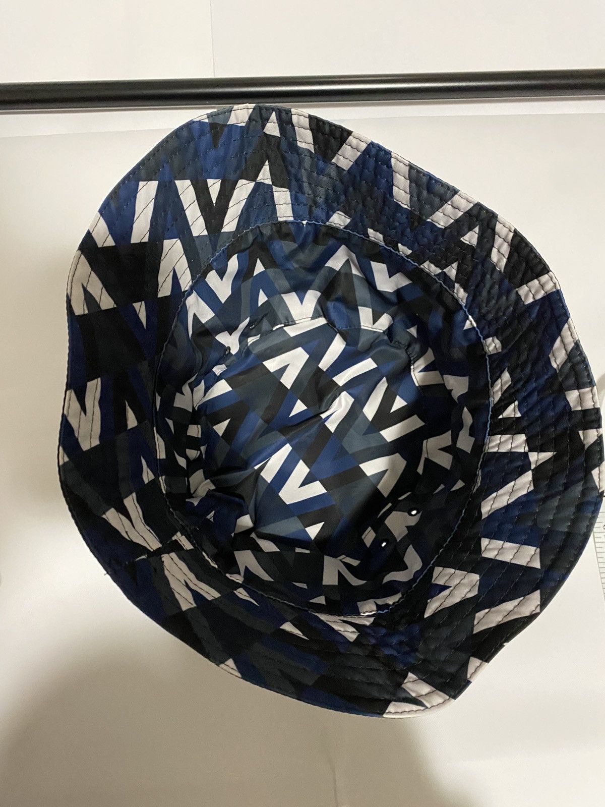 Valentino Valentino Reversible Bucket Hat Size ONE SIZE - 6 Thumbnail