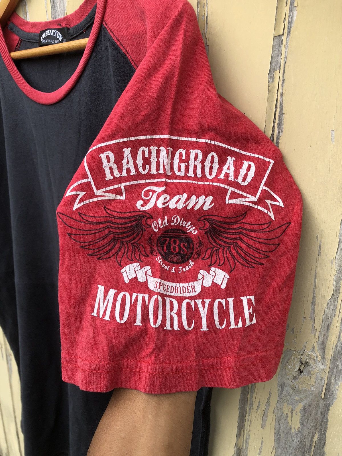 Harley Davidson × Japanese Brand × Vintage Vintage Thruxton Racingroad Motorcycle Team Old Dirty Tee Size US L / EU 52-54 / 3 - 13 Thumbnail