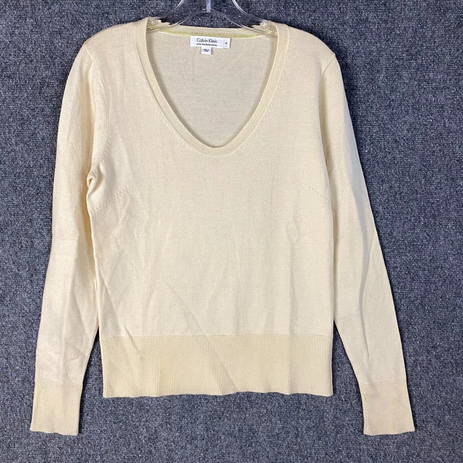 Calvin Klein Calvin Klein Merino Wool Sweater Women's Medium Beige M Size M / US 6-8 / IT 42-44 - 1 Thumbnail