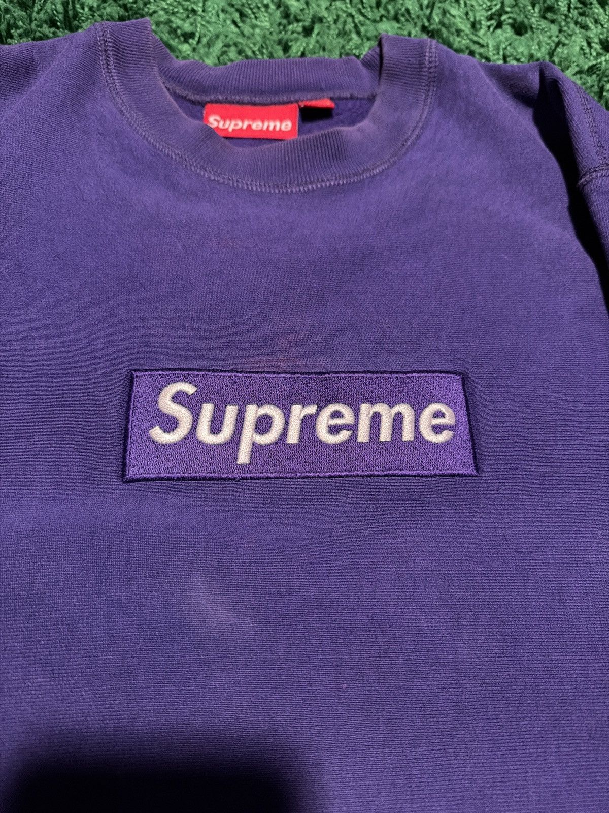 Supreme Supreme Box Logo Crewneck Purple On Purple Fall/Winter 2006 Size US M / EU 48-50 / 2 - 2 Thumbnail