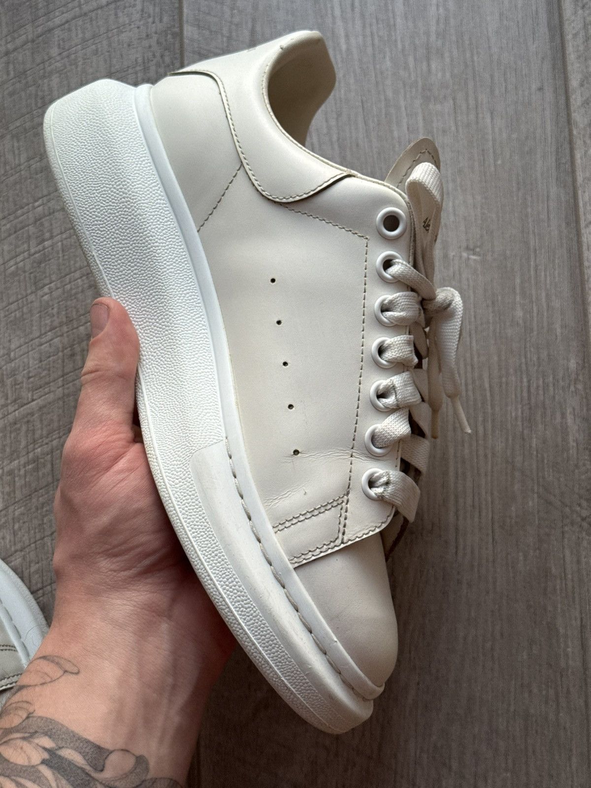Alexander McQueen Alexander McQueen Oversized Leather White Sneakers Size US 7.5 / EU 40-41 - 9 Thumbnail