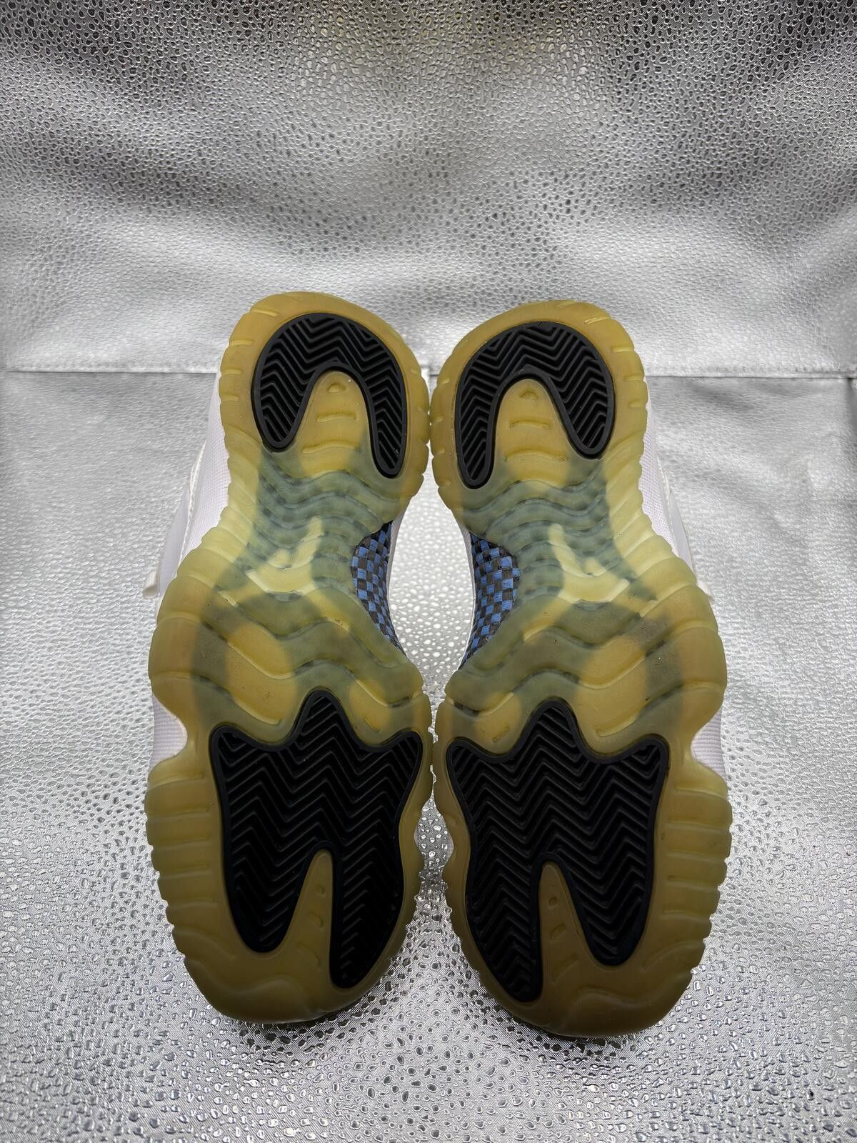 Air Jordan 11 low legend blue GS