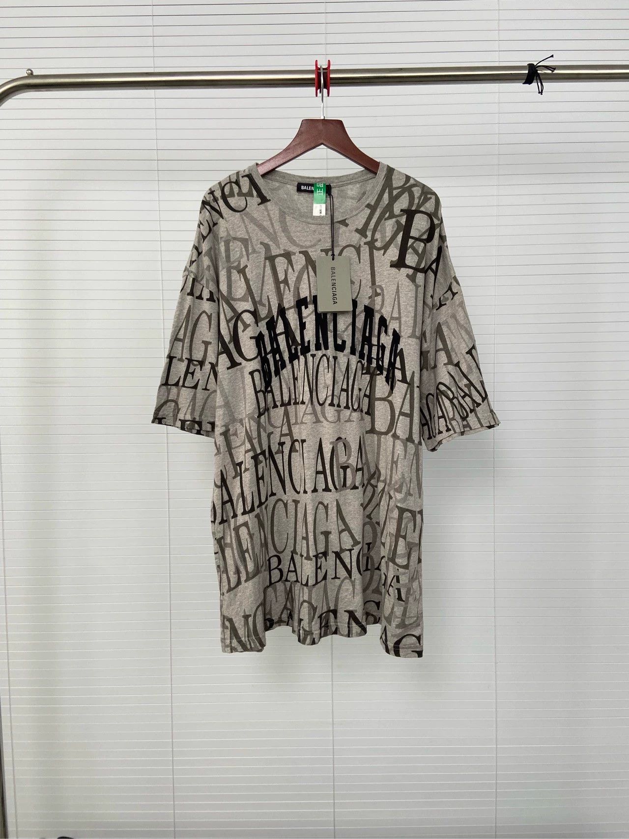 Balenciaga Balenciaga grey short sleeved pullover round neck multi font printed logo Size US XS / EU 42 / 0 - 1 Thumbnail
