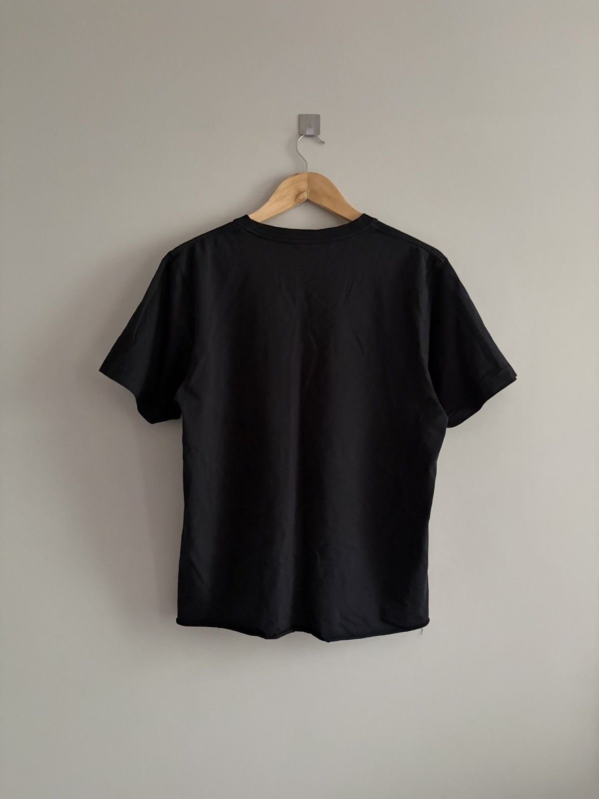 Maharishi Maharishi Cropped Boxy Graphic T-Shirt Size US M / EU 48-50 / 2 - 6 Thumbnail