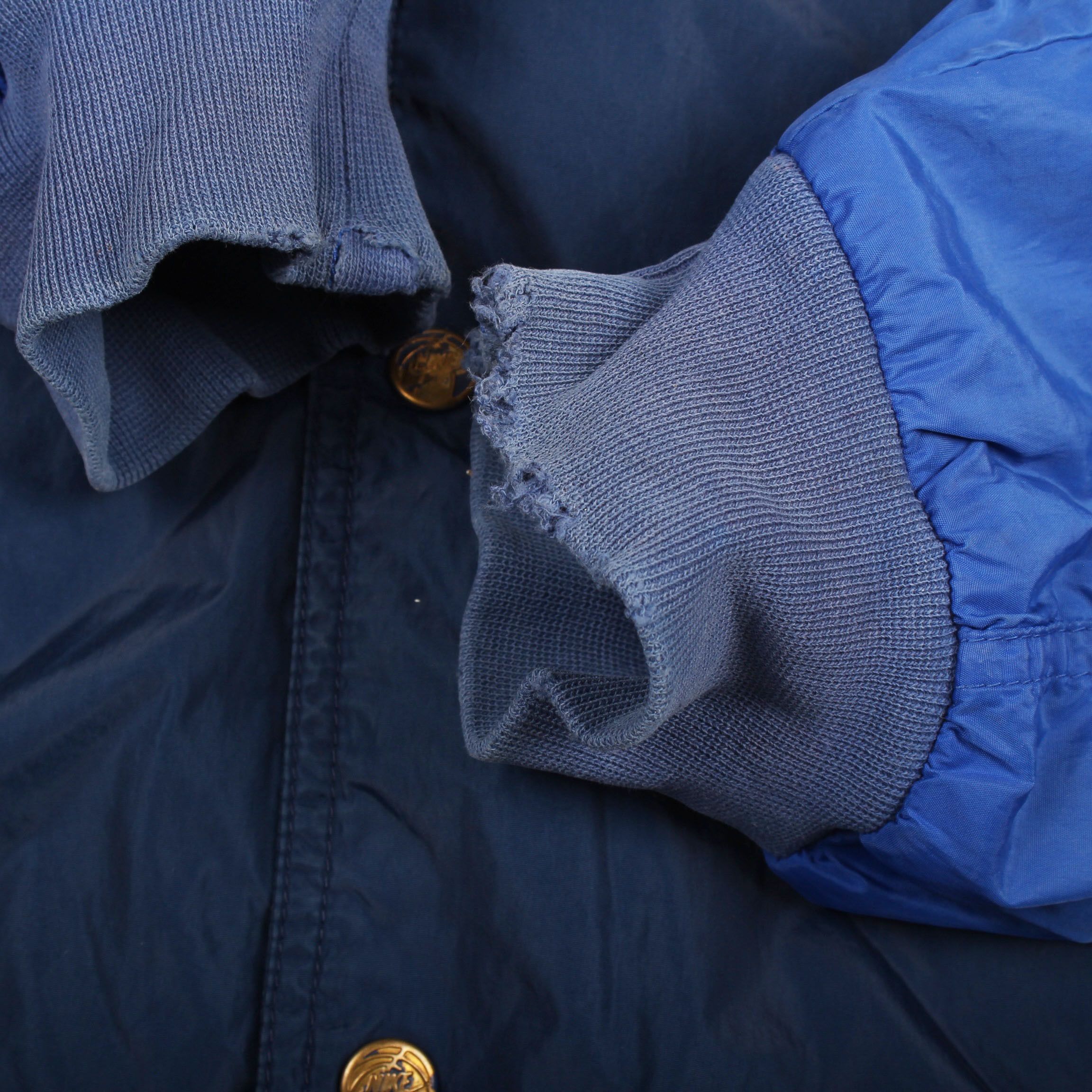 Nike × Vintage Vintage Nike Jacket Big Swoosh Logo - L Size US L / EU 52-54 / 3 - 7 Thumbnail