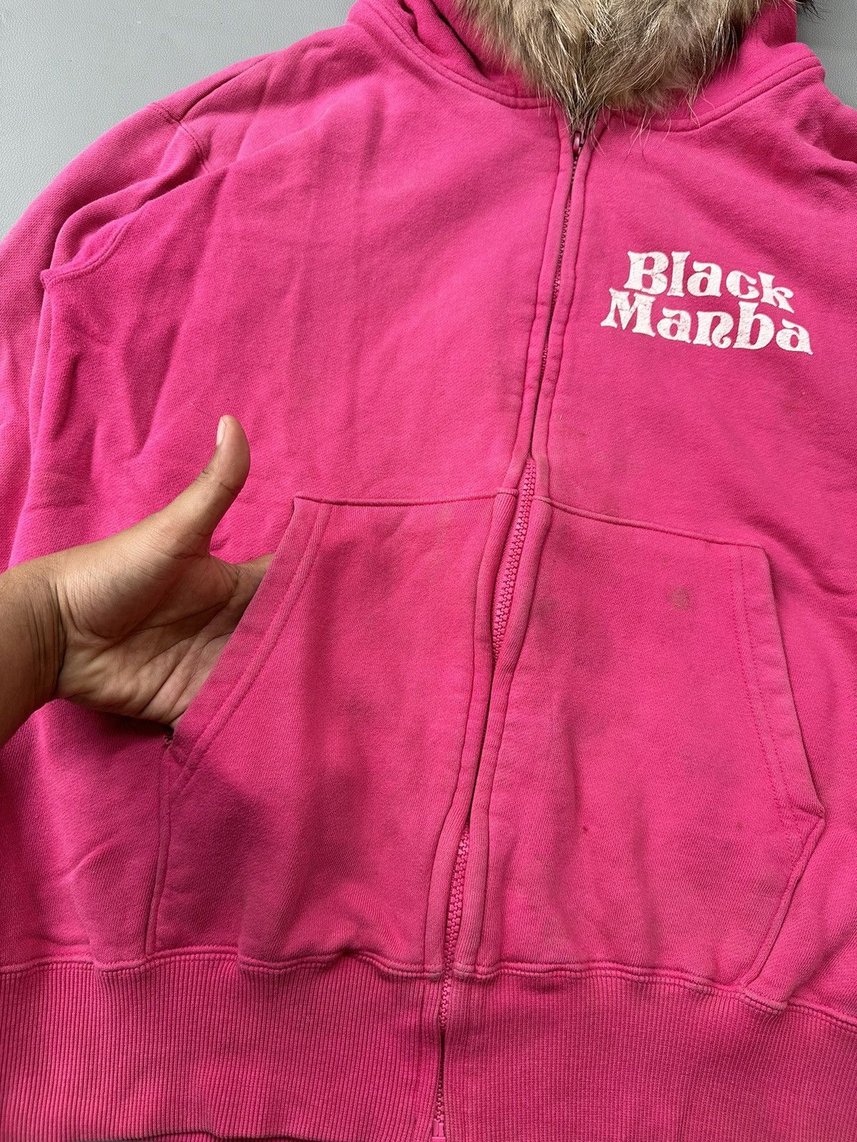 20471120 × Japanese Brand BLACK MAMBA OVER THE HILL ZIP FUR HOODIE PINK COLOUR Size US XL / EU 56 / 4 - 6 Thumbnail