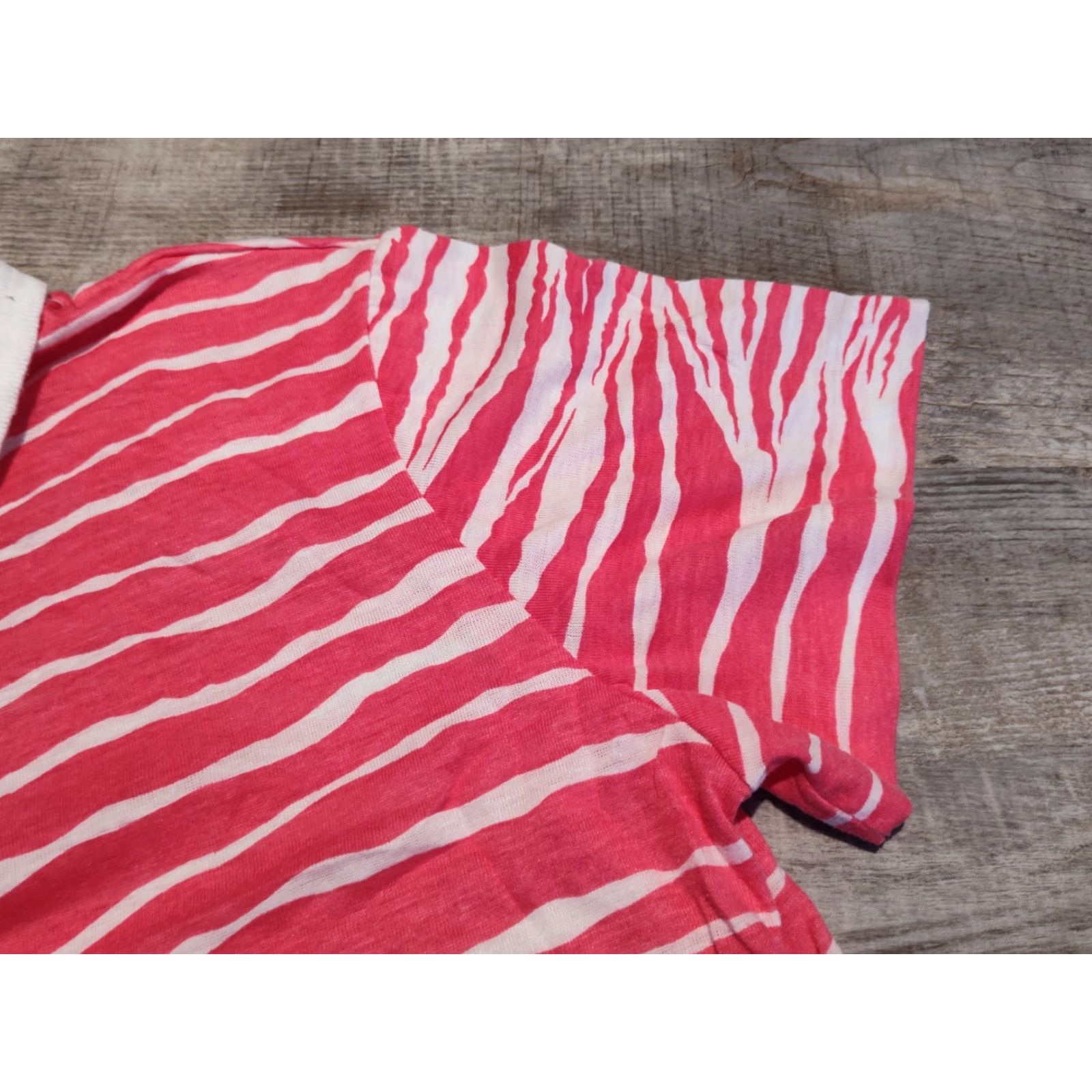 Vintage Kendon Vintage 70s 80s Women's Zebra Striped Polo Shirt Pink L Made USA Golf Tennis Casual Mod GoGo Look Lightweight Size L / US 10 / IT 46 - 3 Thumbnail