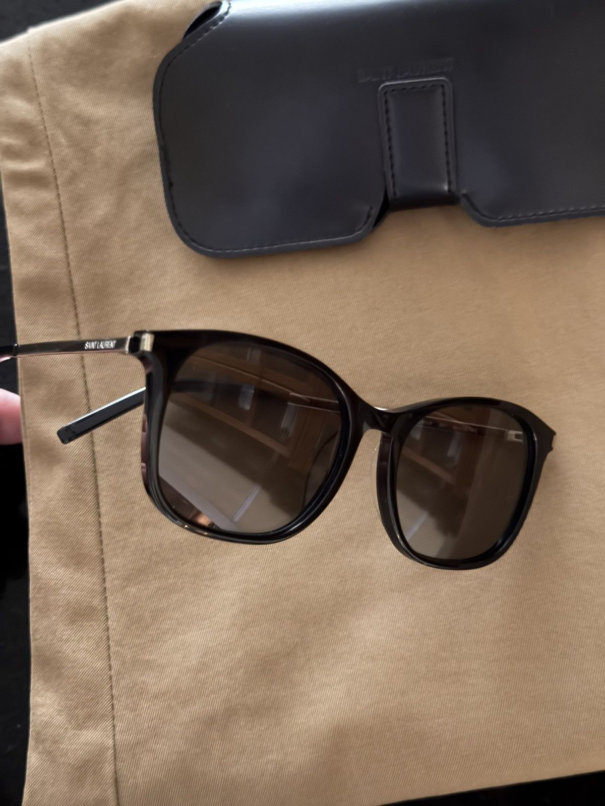 Saint Laurent Paris Saint Laurent Paris SL111 / F001 black/Silver Size ONE SIZE - 1 Thumbnail