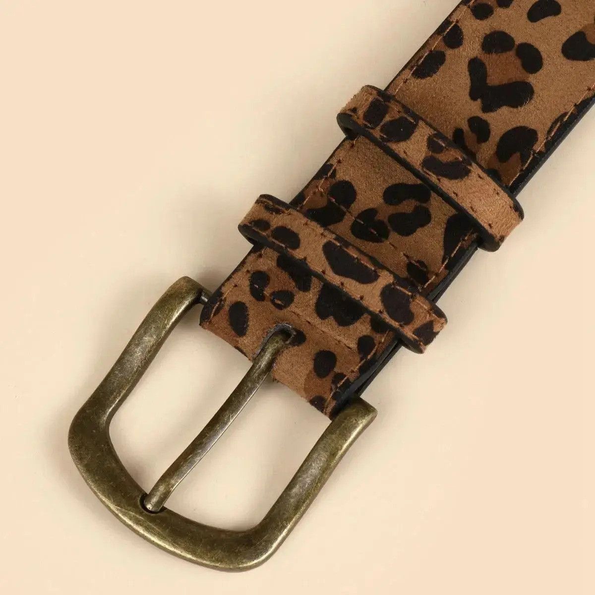 Japanese Brand 2000s leopard cheetah print belt Size 32 - 6 Thumbnail