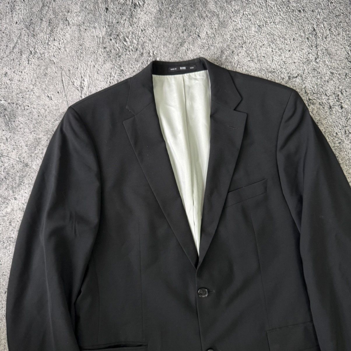 Hugo Boss Blazer Hugo Boss mans size L made in usa Size 42L - 3 Thumbnail