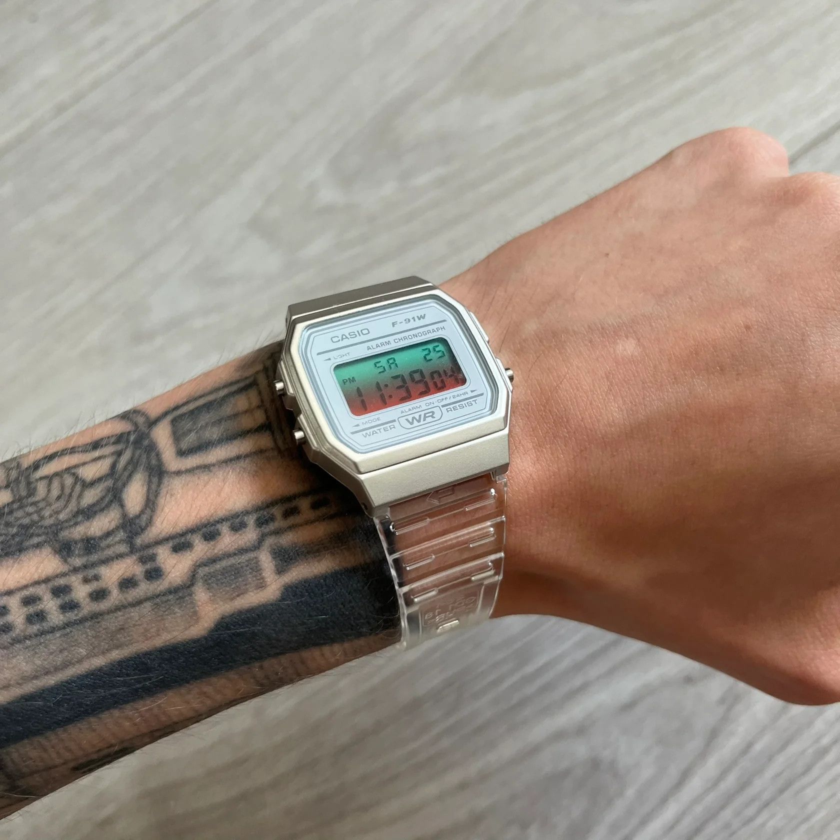 Casio Casio F-91W Gradient & Transparent "Watermelon" Size ONE SIZE - 3 Thumbnail