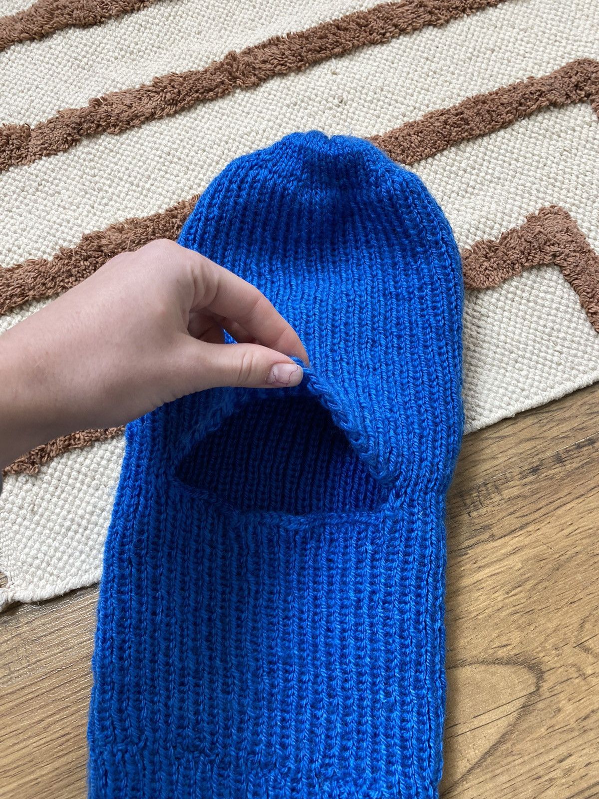 Vintage HAND KNITTED VINTAGE MASK BALACLAVA 1990s Size ONE SIZE - 3 Thumbnail