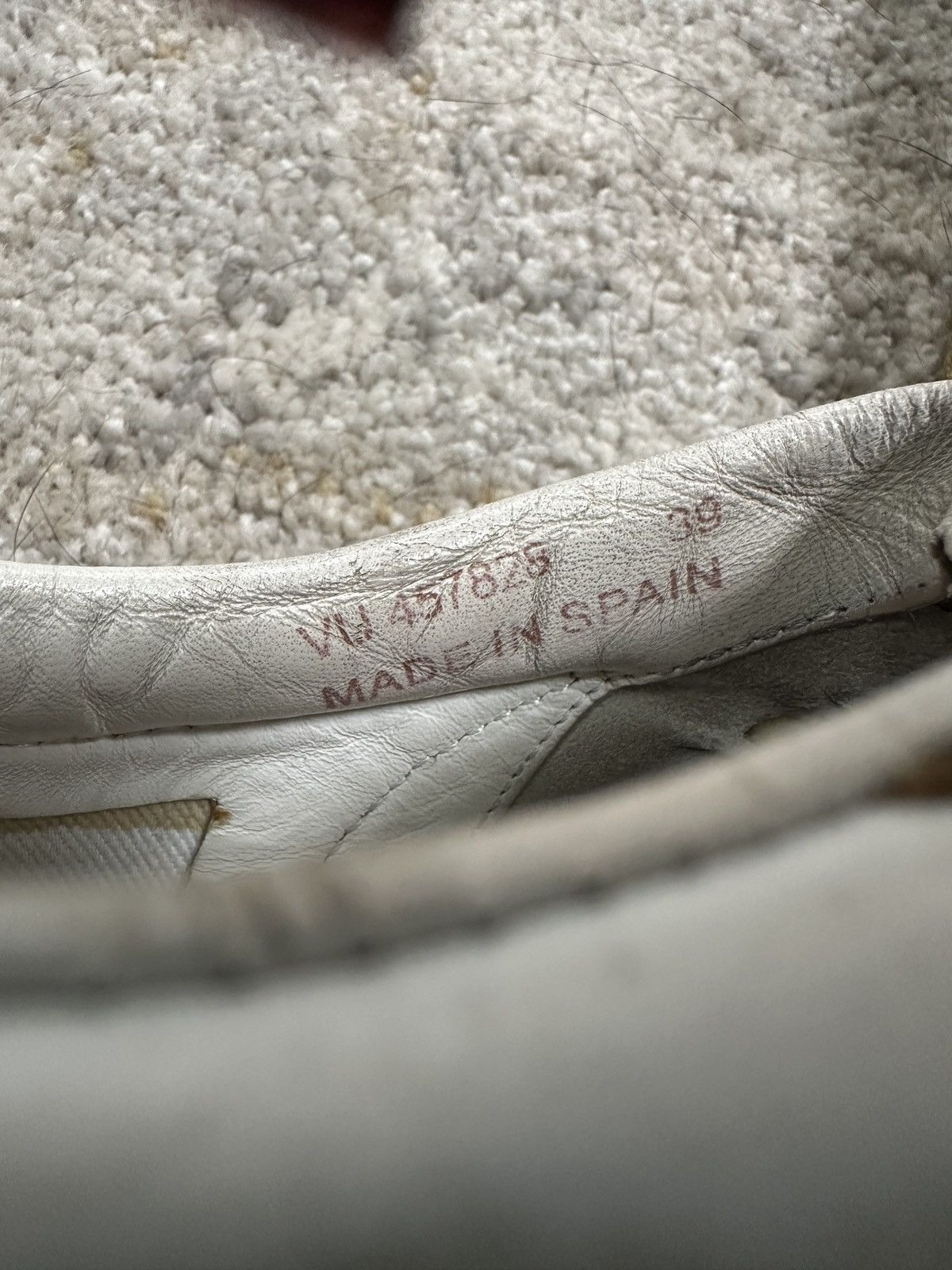 Saint Laurent Paris Saint Laurent Paris Glitter Diamond Patch Low Top Sneakers Size US 8 / IT 38 - 5 Thumbnail
