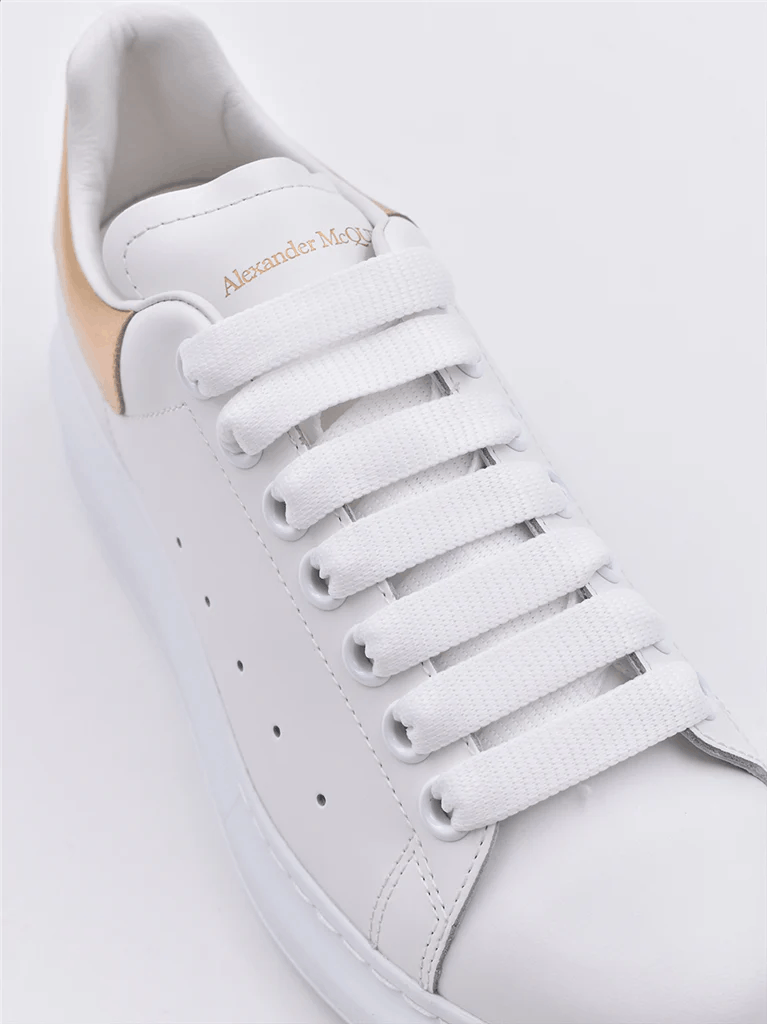 Alexander McQueen o1w1db10925 Oversized Sneakers in White Size US 10.5 / IT 40.5 - 7 Thumbnail