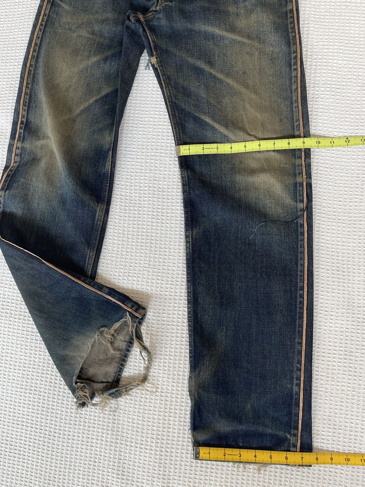 Nepenthes VINTAGE90s🔥HOGGS NEPENTHES NEEDLES🔥Thrashed Selvedge Jeans Size US 32 / EU 48 - 11 Thumbnail