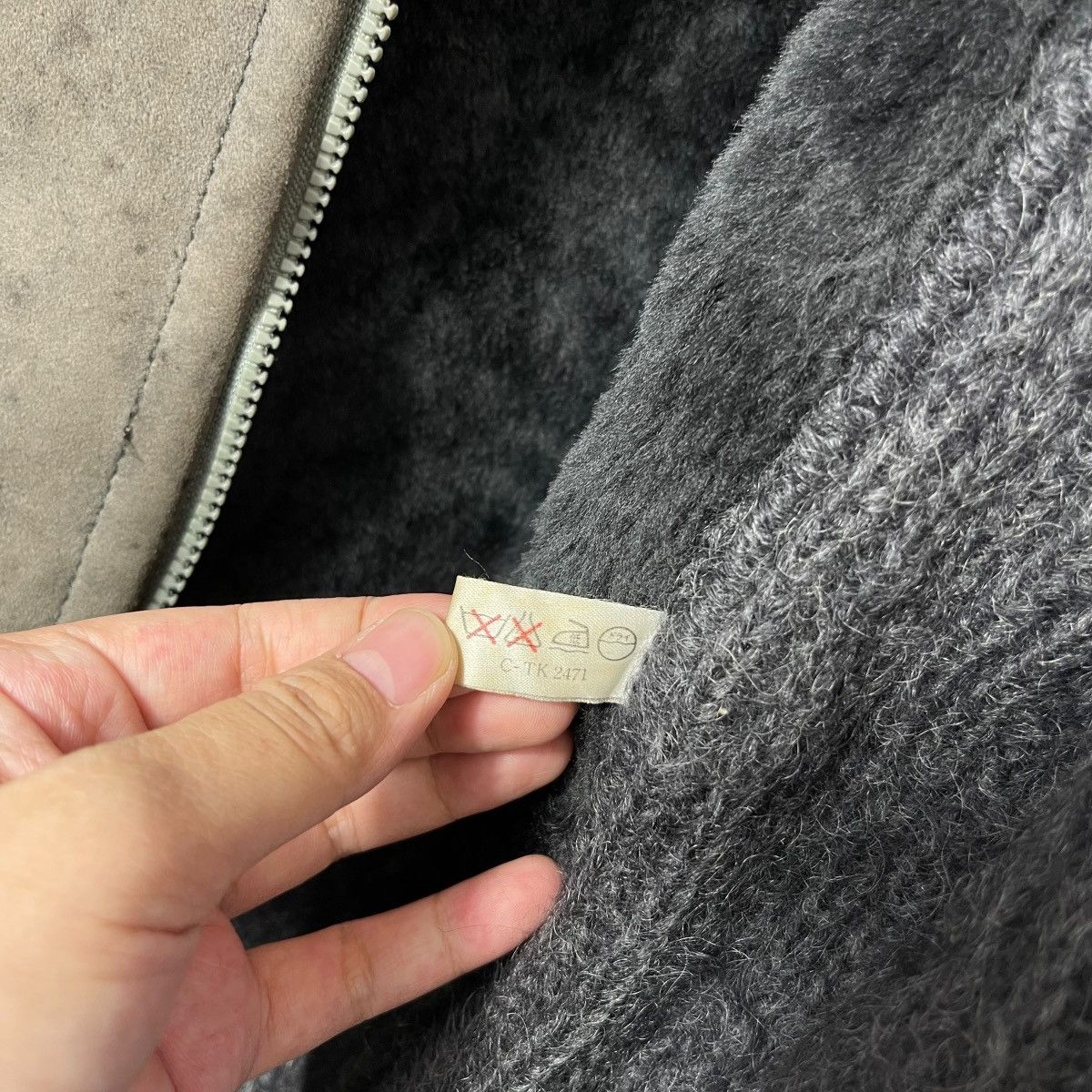 Vintage Vintage Schiatti & Co Torino Italy Shearling Leather Knit Size US L / EU 52-54 / 3 - 7 Thumbnail