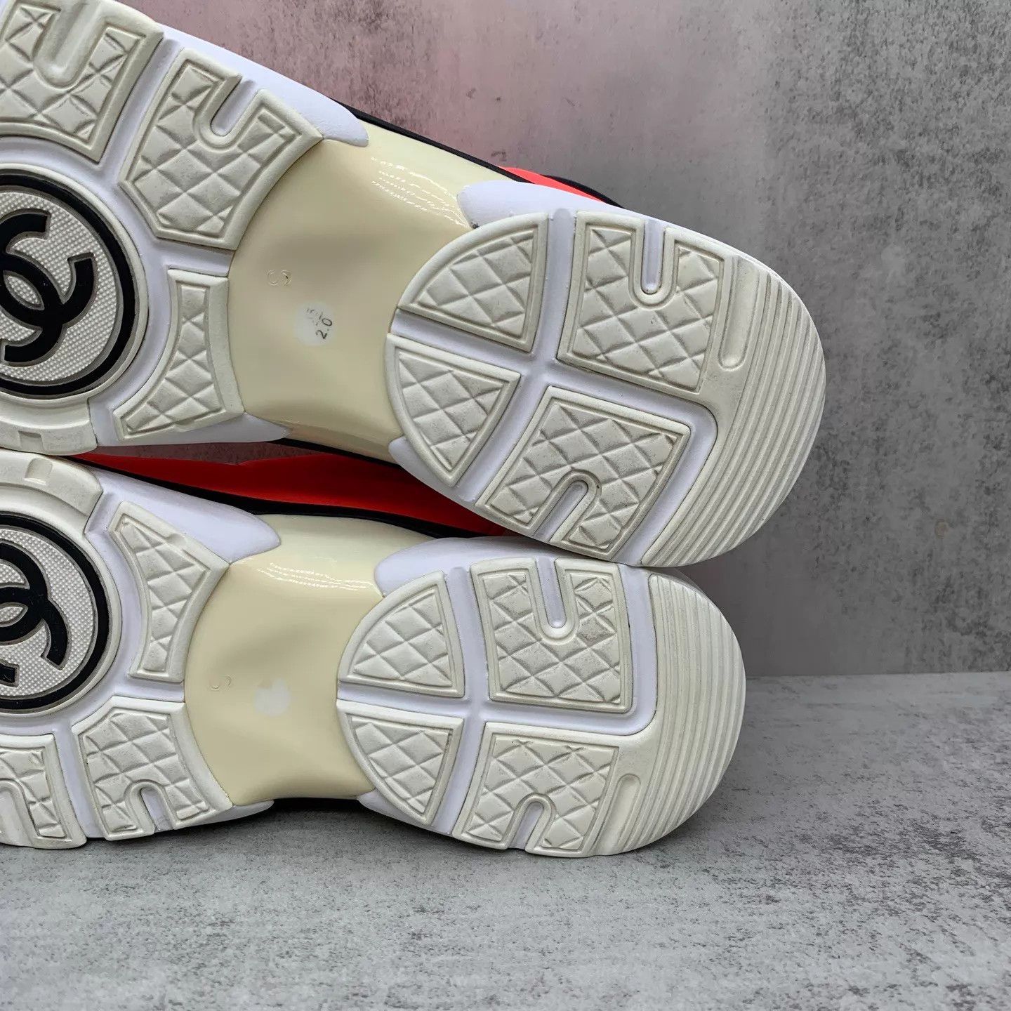 Chanel Chanel Tangerine Pink CC Logo Sneakers 37 98 New Size US 6.5 / IT 36.5 - 9 Thumbnail