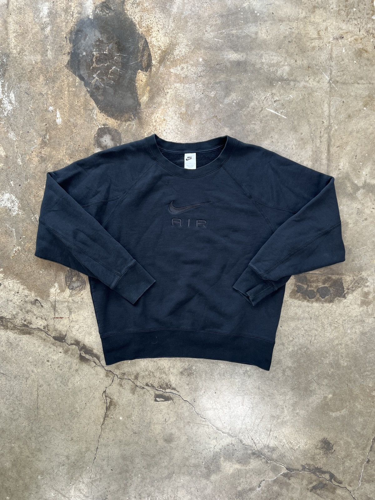 Nike Nike Air Embroidered Logo Pullover Crewneck Medium Size US M / EU 48-50 / 2 - 2 Thumbnail