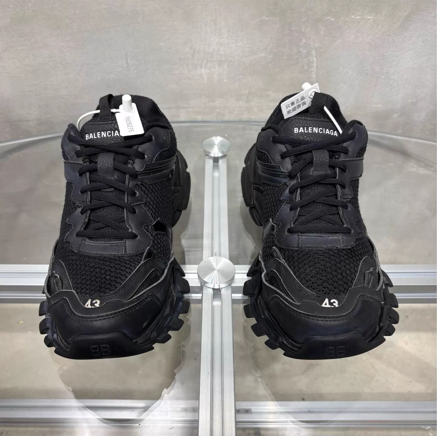 Balenciaga Balenciaga Track 3.0 Distressed Black Sneakers 43 Size US 10 / EU 43 - 1 Thumbnail