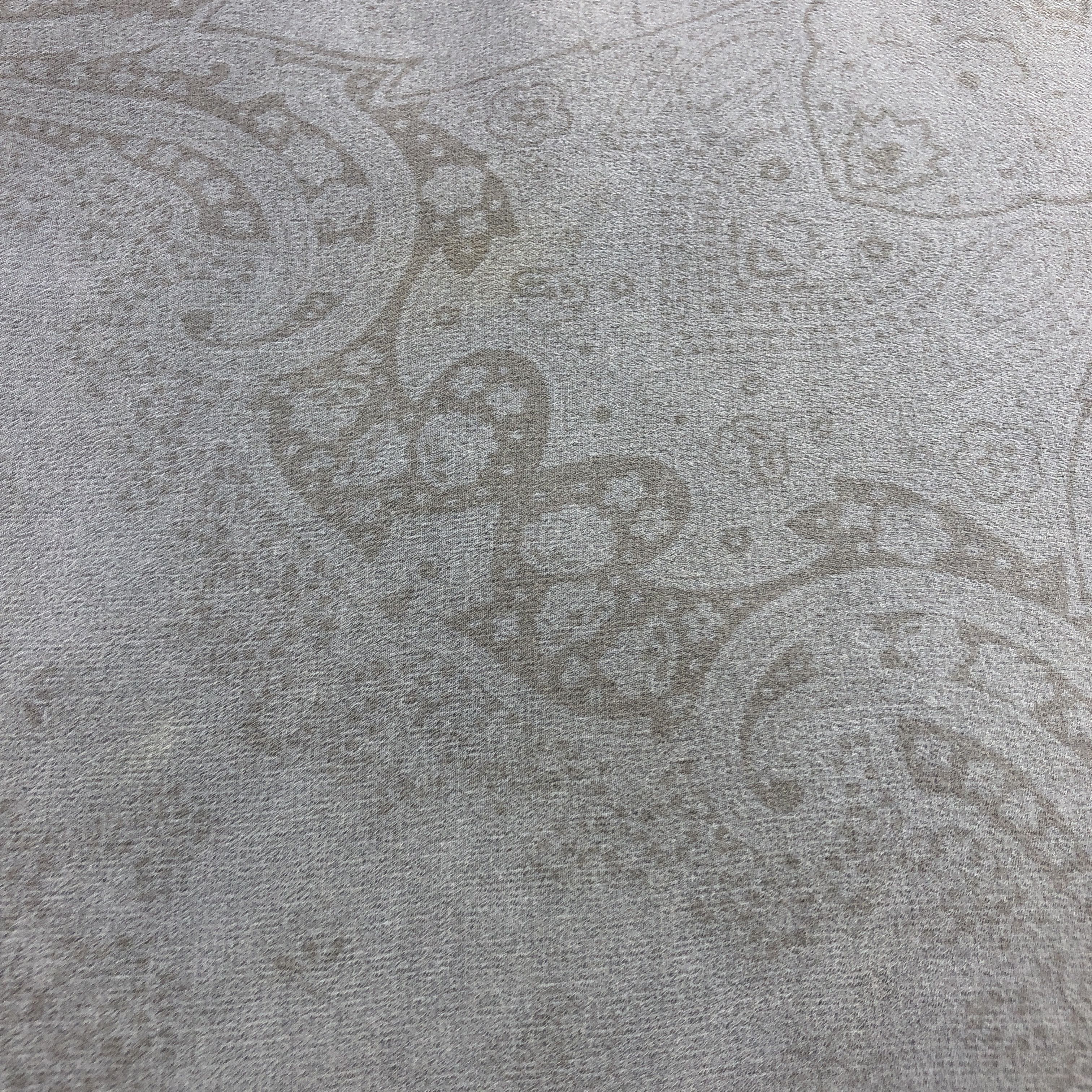 Pierre Balmain Pierre Balmain Paisley Hand Rolled Silk Scarf M1069 Size ONE SIZE - 8 Thumbnail