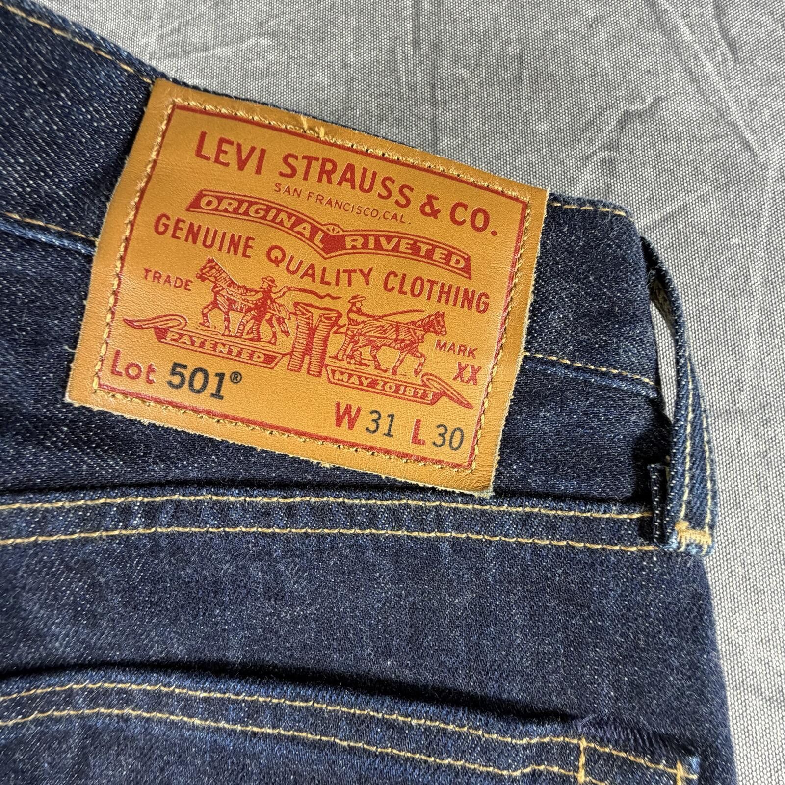 Levi's Levi's Pants Men's 31x30 501 Denim Indigo PC9-00501-1484 Size US 31 - 3 Thumbnail