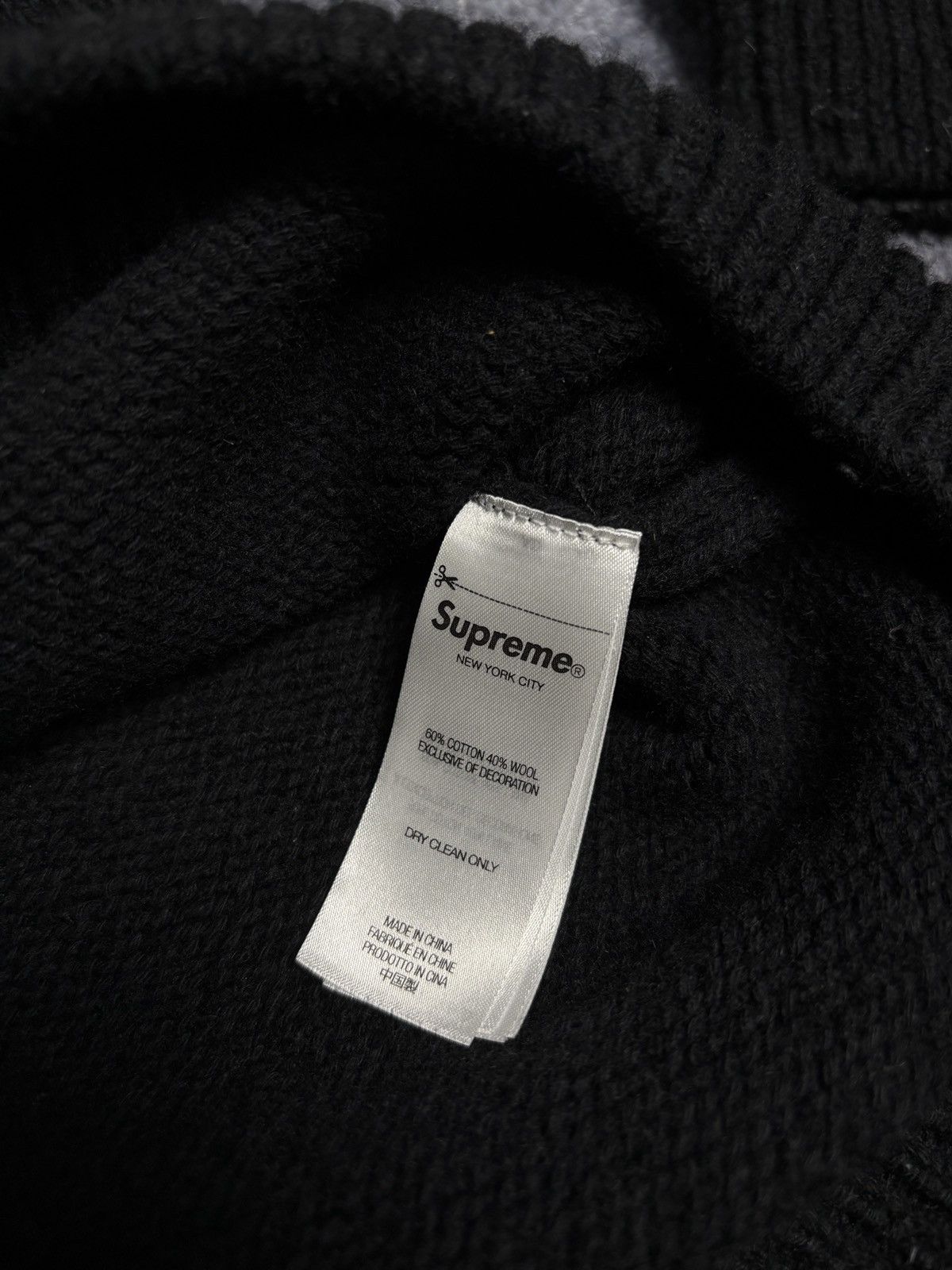 Supreme Supreme Knit Sweater Black Logo Size M Size US M / EU 48-50 / 2 - 6 Thumbnail