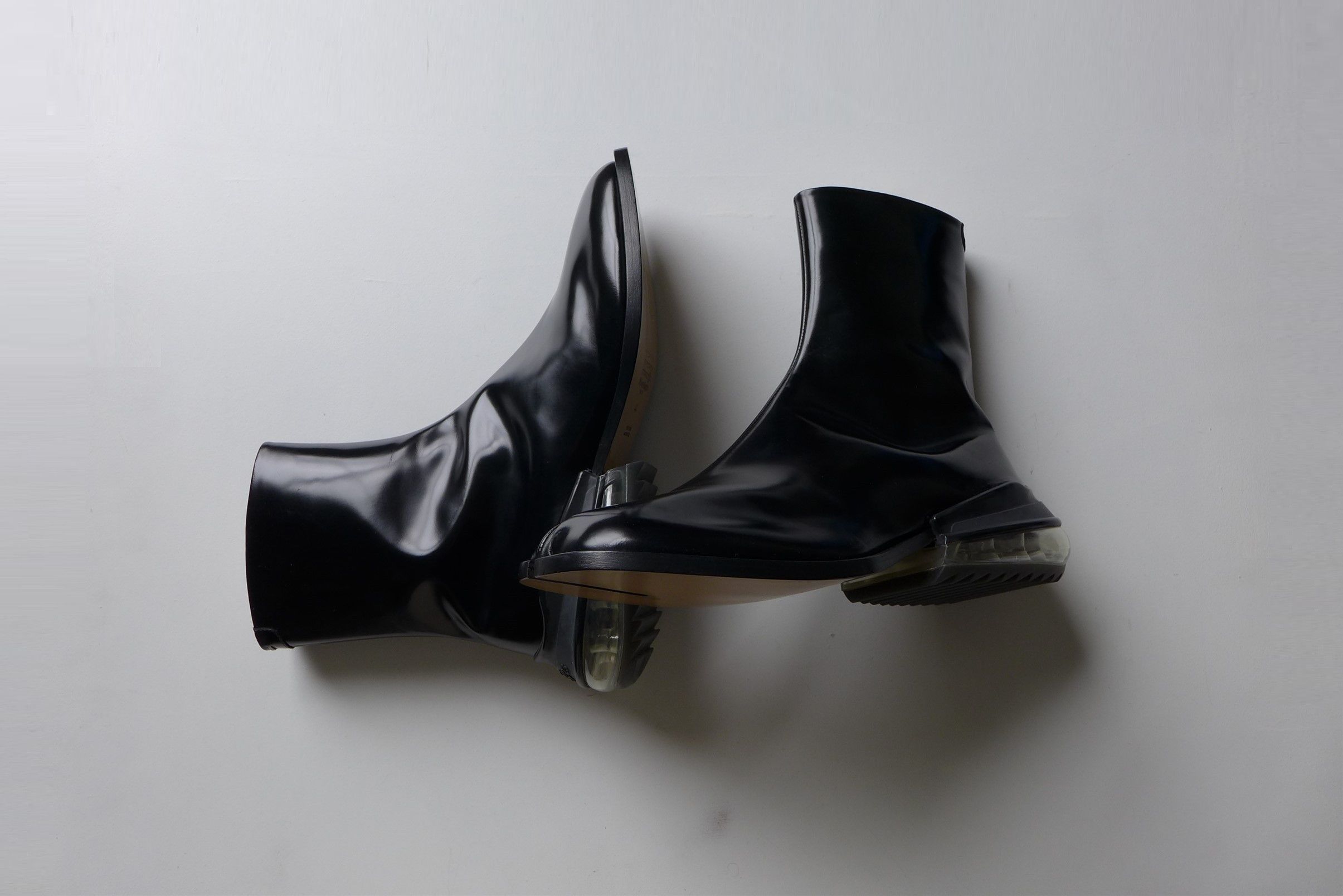 Maison Margiela Margiela Tabi Airbag Heel Boots - Black Polished Leather Size US 11 / EU 44 - 8 Thumbnail