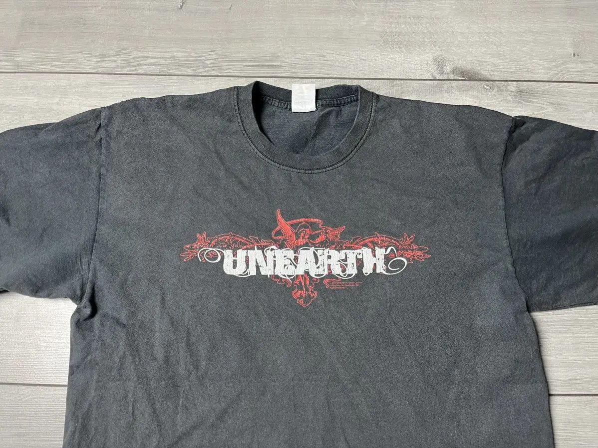 Band Tees Vintage Unearth y2k graphic tee faded 2005 Size US L / EU 52-54 / 3 - 3 Thumbnail