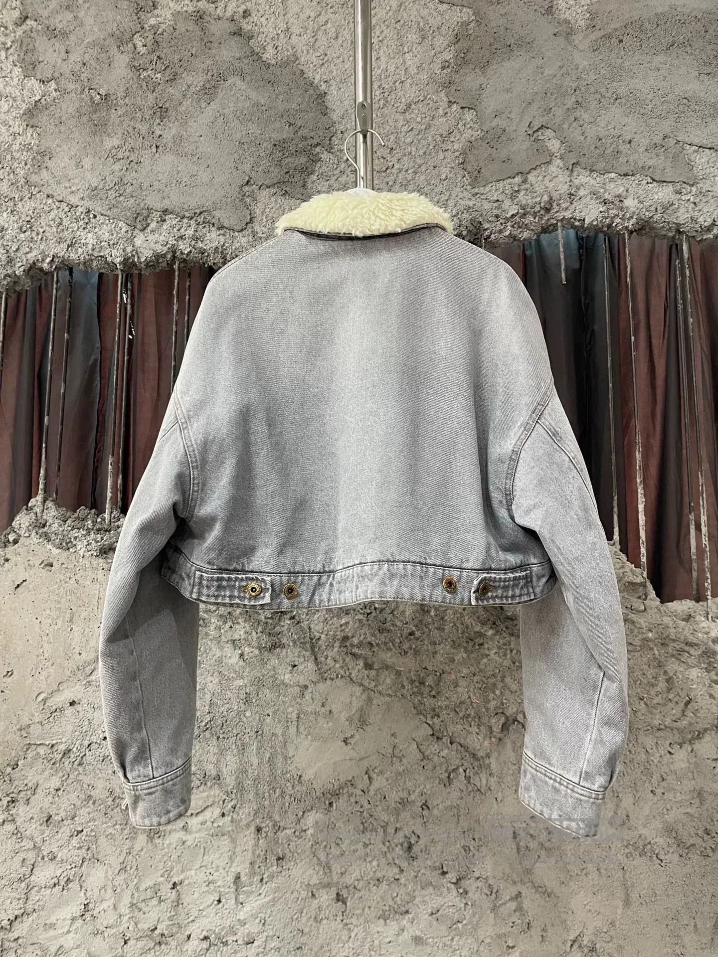Miu Miu gray shearling collar denim jacket. Size M / US 6-8 / IT 42-44 - 2 Thumbnail