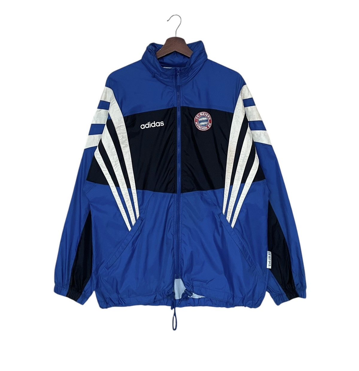 Adidas × Vintage Vintage Brand Adidas FC Bayern Munchen Jacket 1990s Size US L / EU 52-54 / 3 - 1 Thumbnail