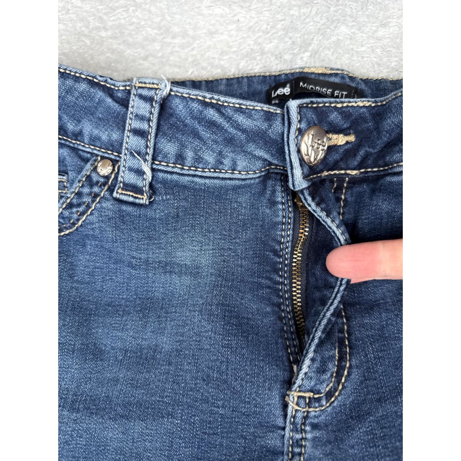 Lee Lee Jeans Womens 12 Short Blue Midrise Fit Straight Leg Denim with Stretch - 5-Pocket, Zip Fly - Regular Size 34" / US 12 / IT 48 - 5 Thumbnail