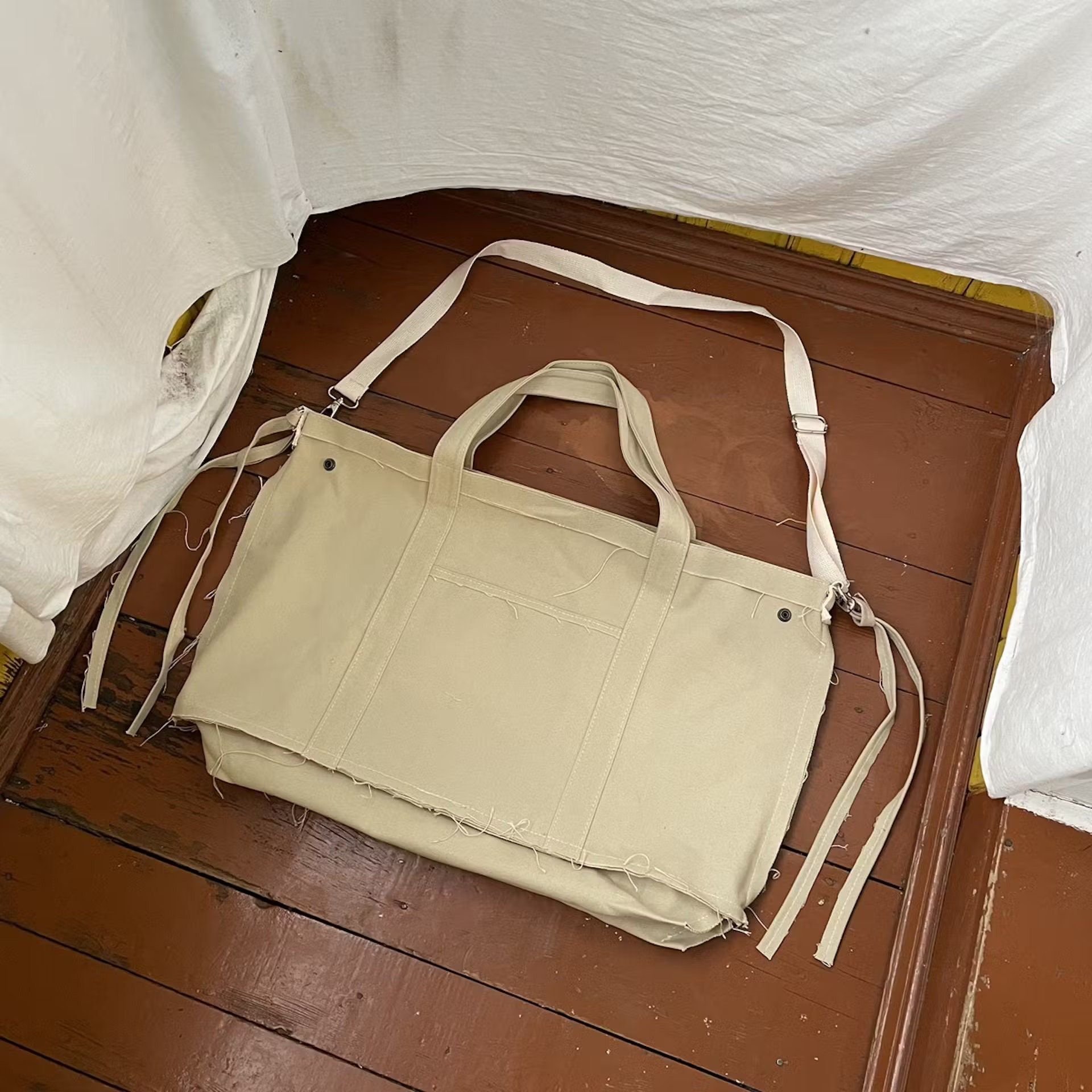 Other Sling Crossbody Bag y2k japanese style faded distressed Size ONE SIZE - 5 Thumbnail