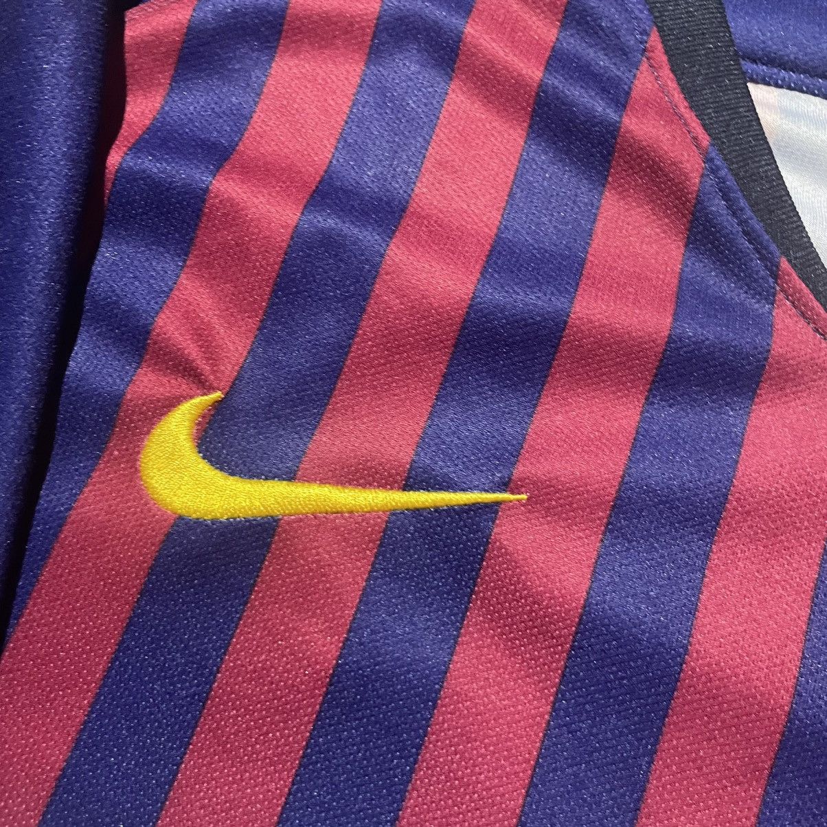 Other Barcelona 2018-2019 Jersey Home Shirt Nike Messi #10 Size US XL / EU 56 / 4 - 7 Thumbnail