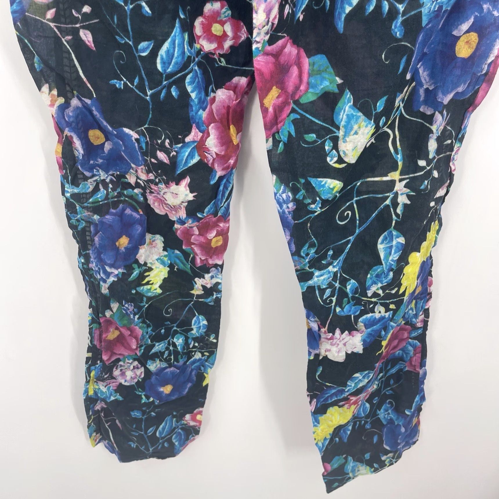 Vintage Seafolly Floral Pants Womens Small Tapered Leg Blue Casual Pockets Regular Fit Size 28" / US 6 / IT 42 - 5 Thumbnail