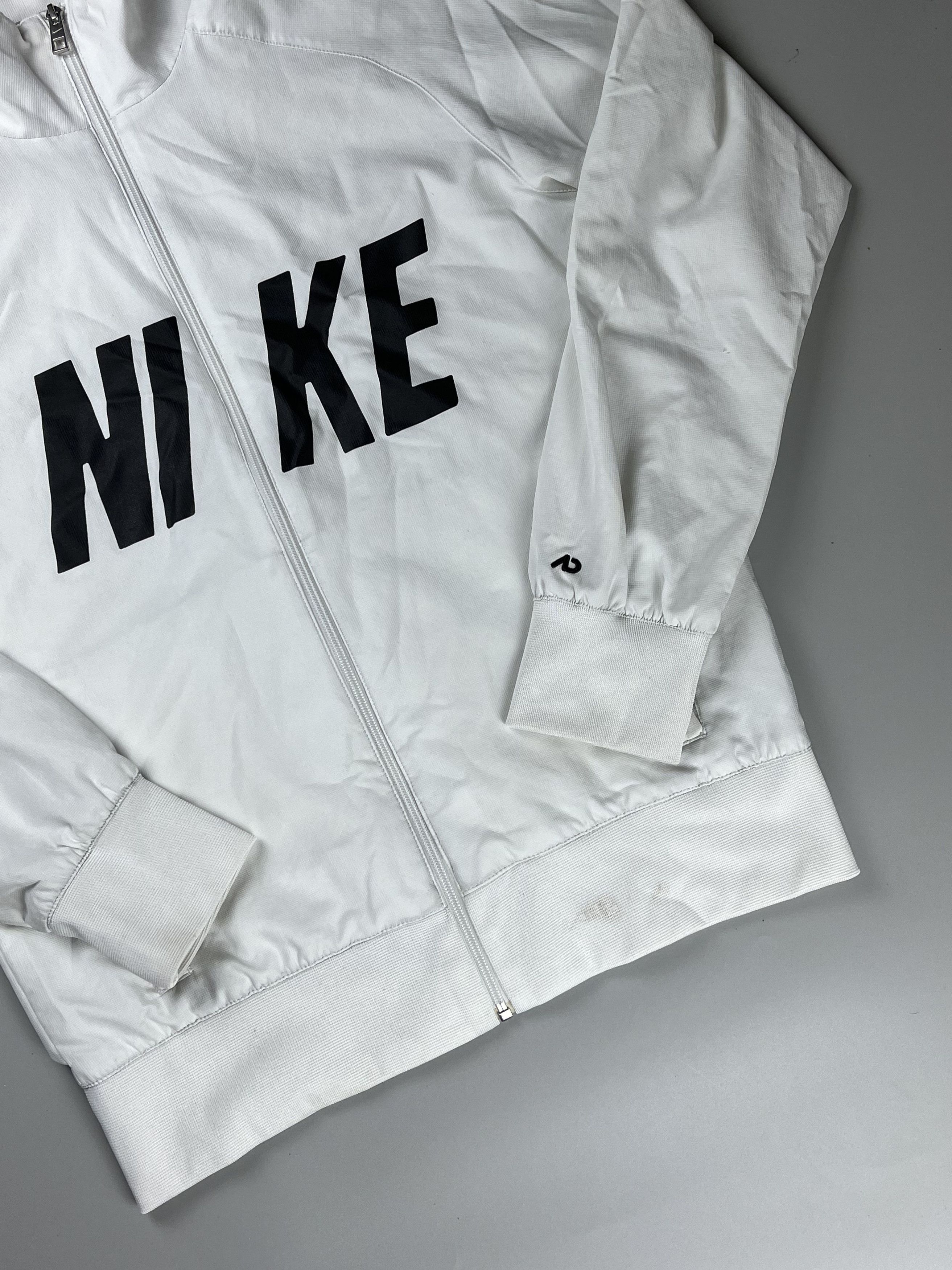 Nike × Vintage Nike Vintage White Windbreaker Size US M / EU 48-50 / 2 - 4 Thumbnail