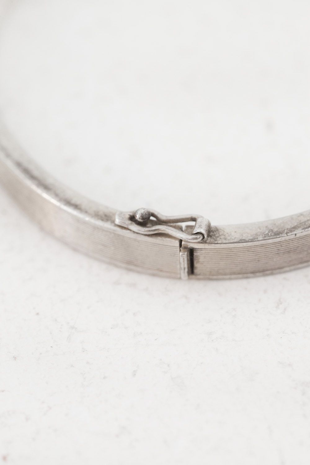 Vintage Vintage sterling silver bangle bracelet Size ONE SIZE - 8 Thumbnail